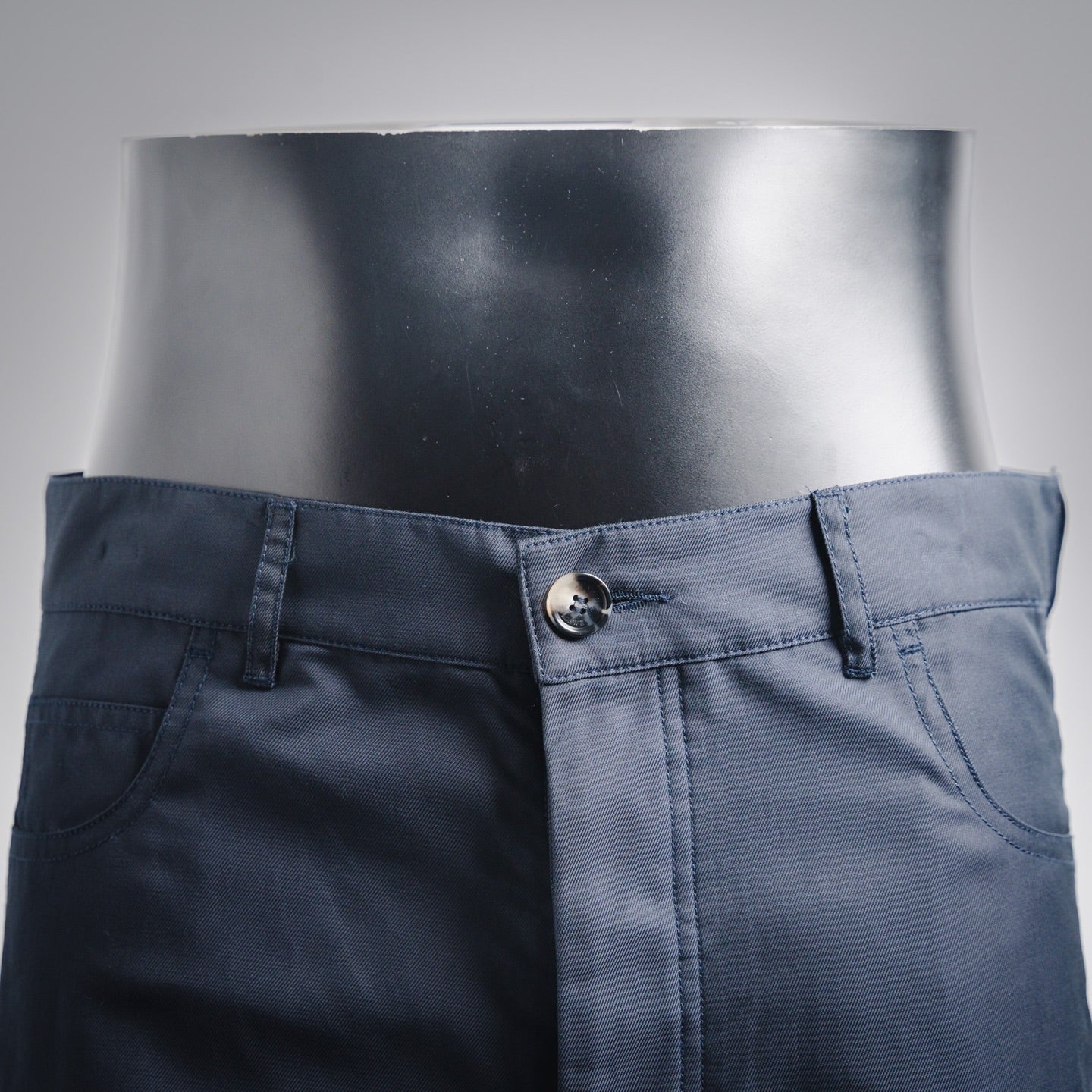 Loe 25fw all-match pants