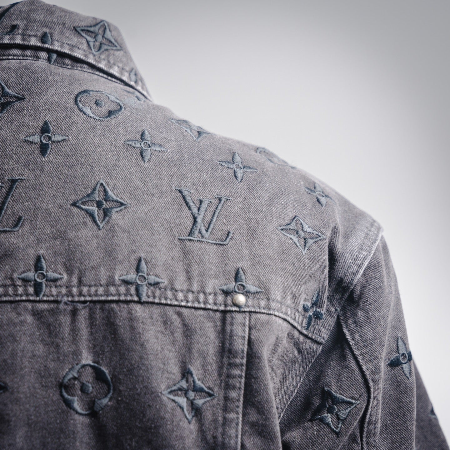 Louis 25fw embroidered jacket