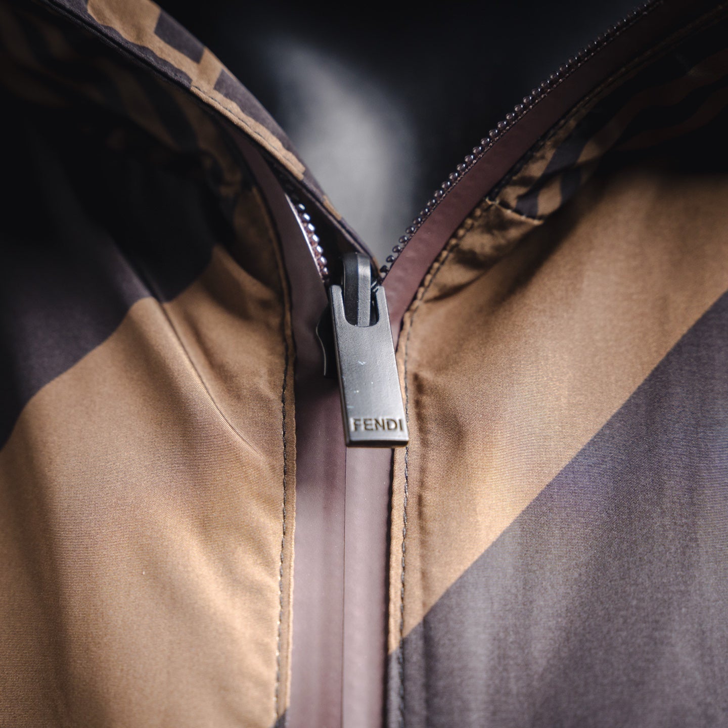 Fend 25fw reversible jacket