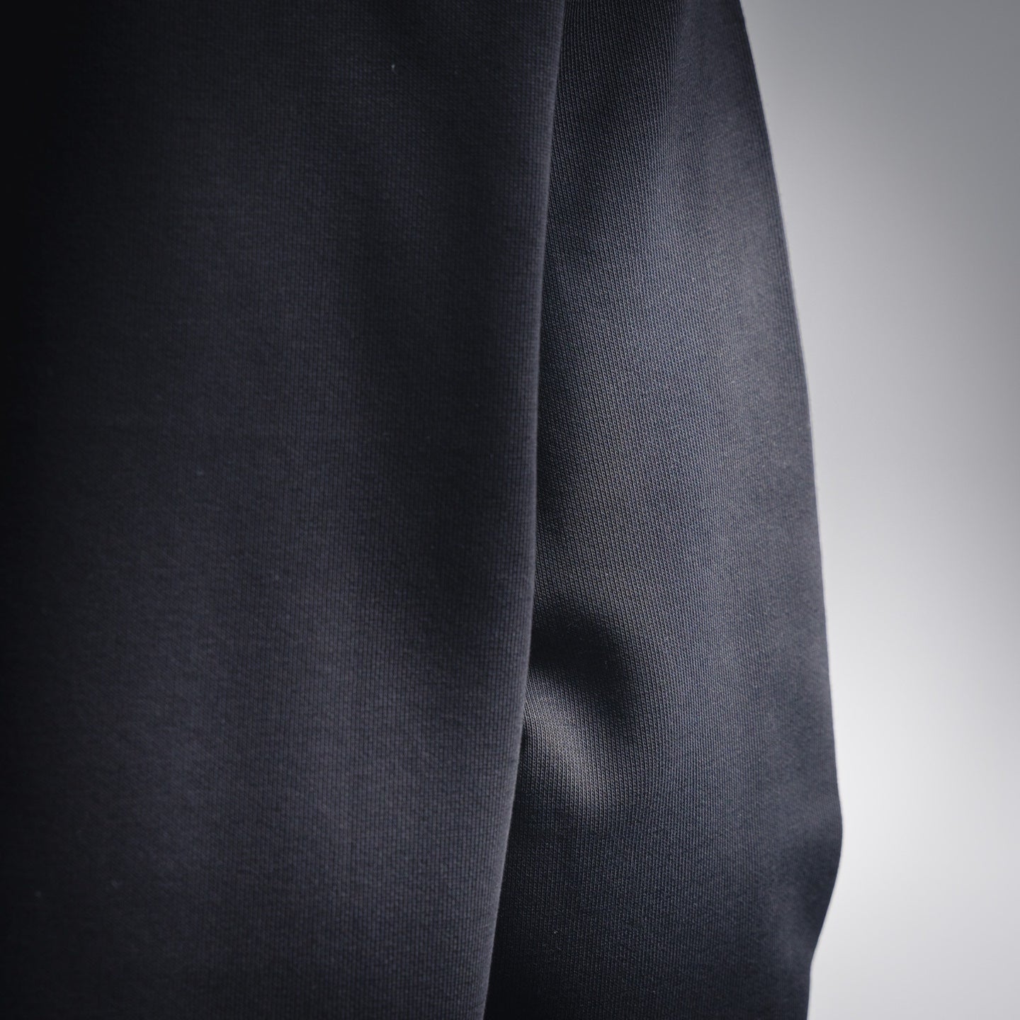 Loe 25fw embroidered hoodie