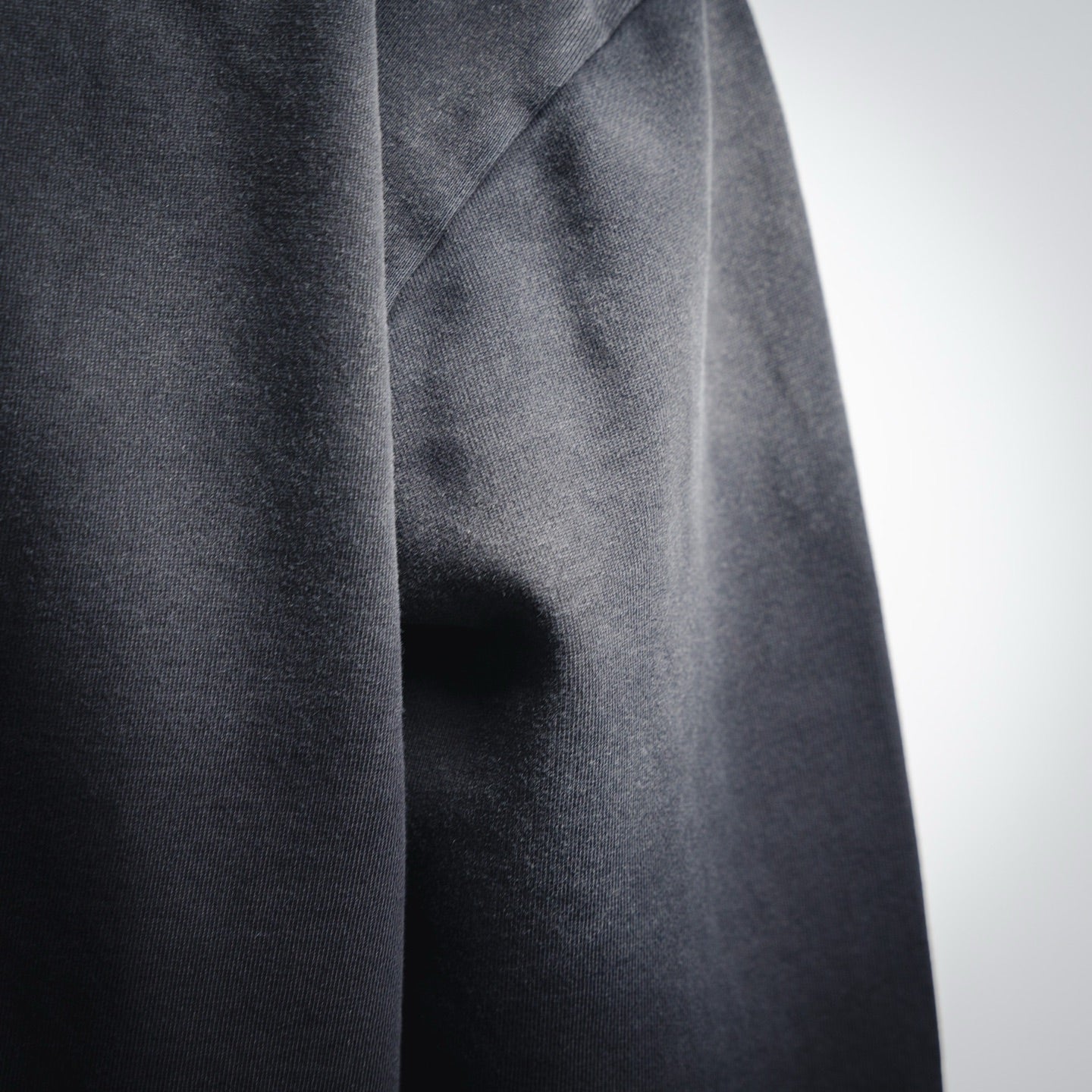 Guc 25fw  leisure shirt