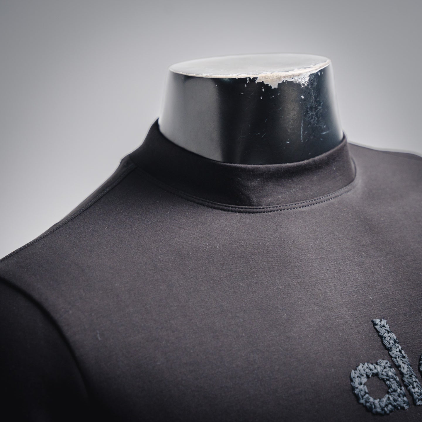 Alo 25fw embroidered shirt