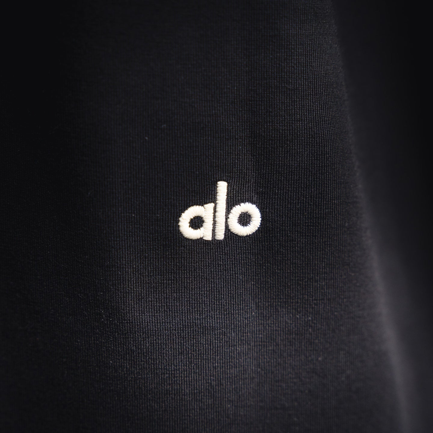Alo 25fw embroidered shirt
