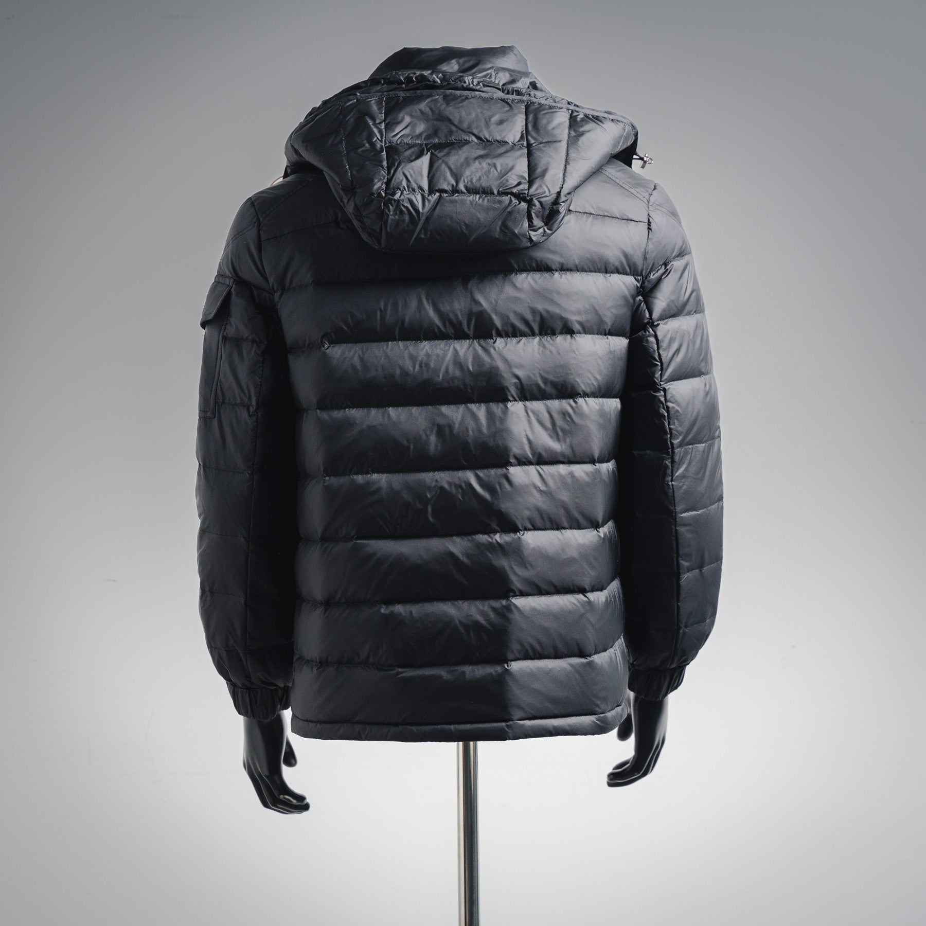 Mon 25fw down jacket