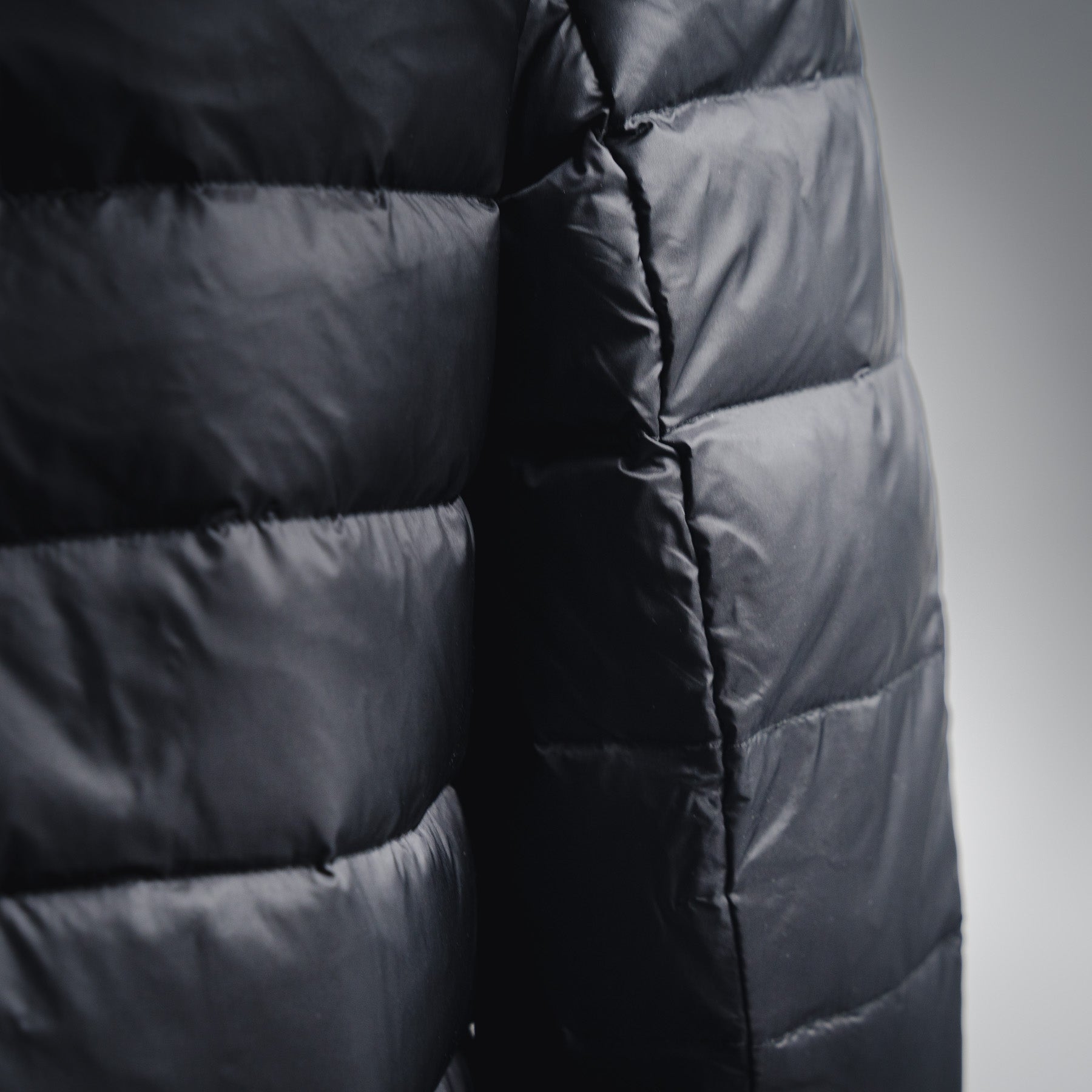 Mon 25fw down jacket