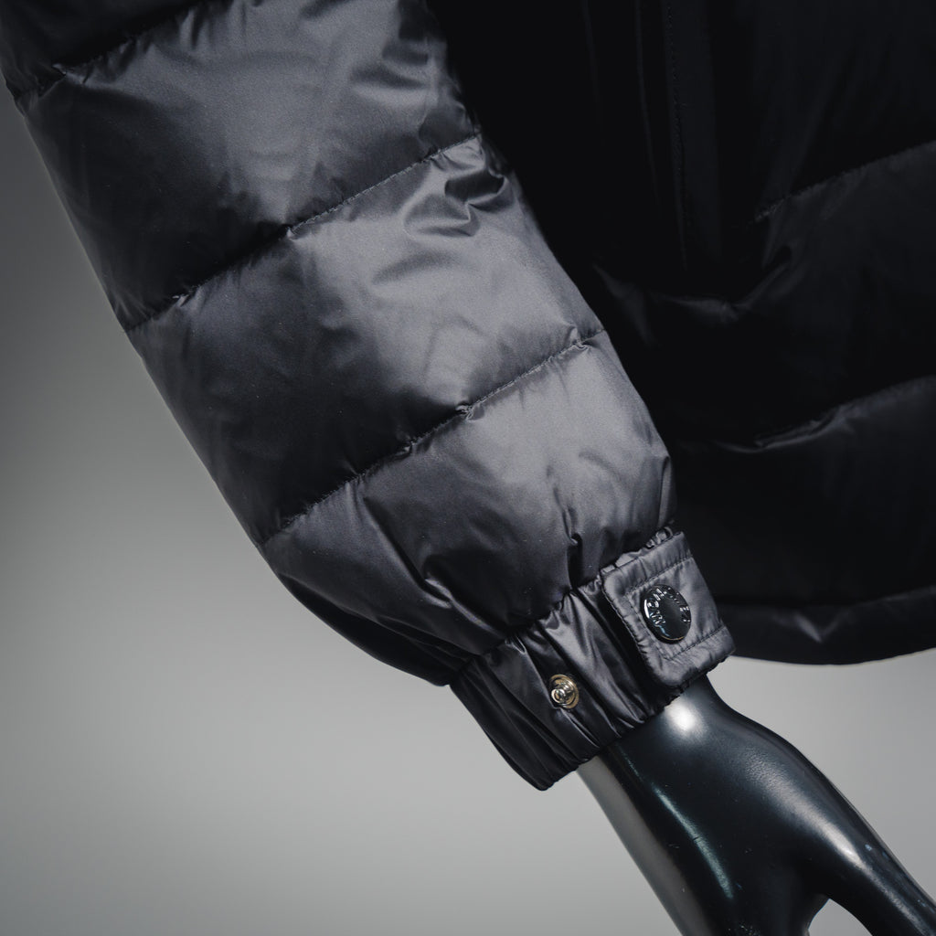 Mon 25fw down jacket