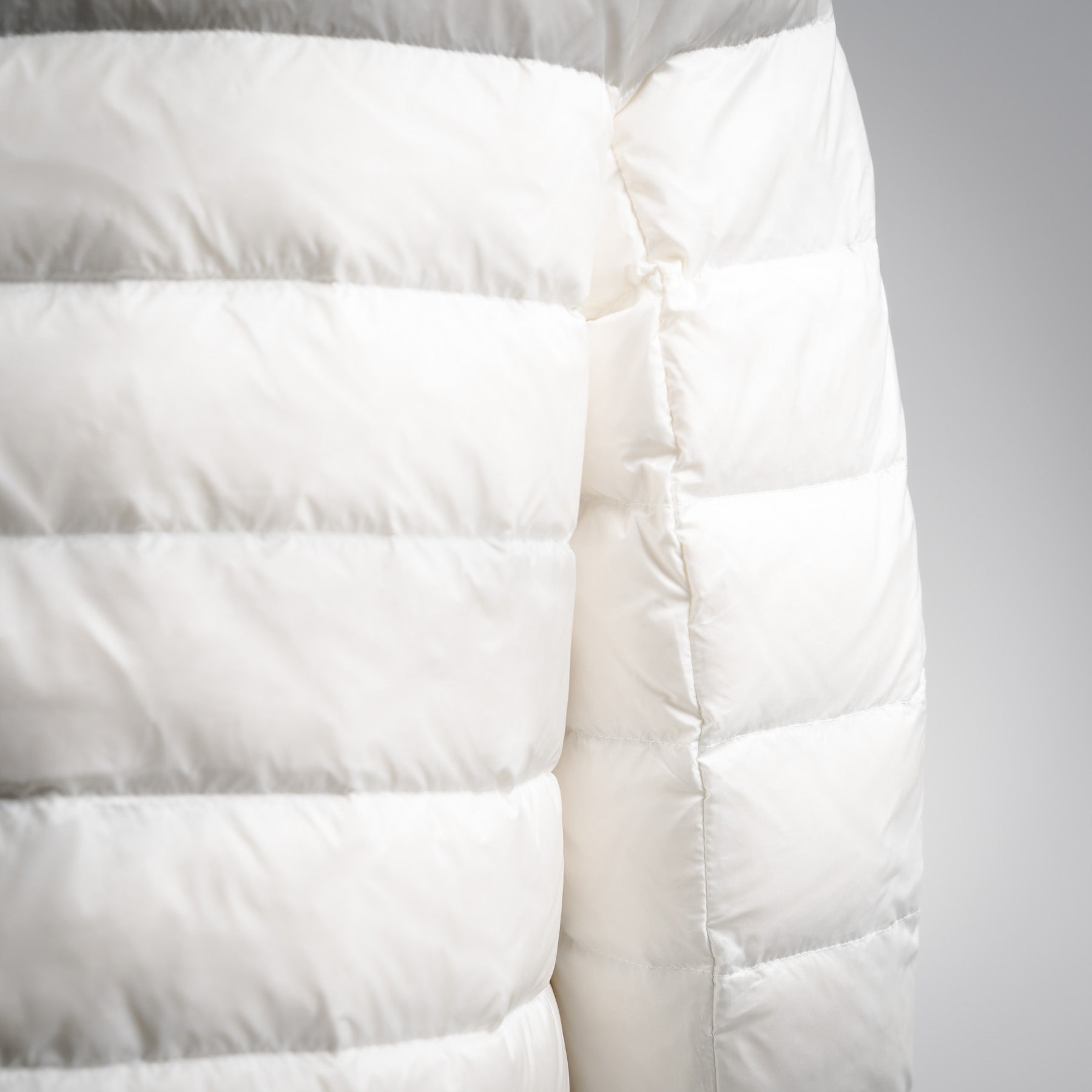 Mon 25fw down jacket