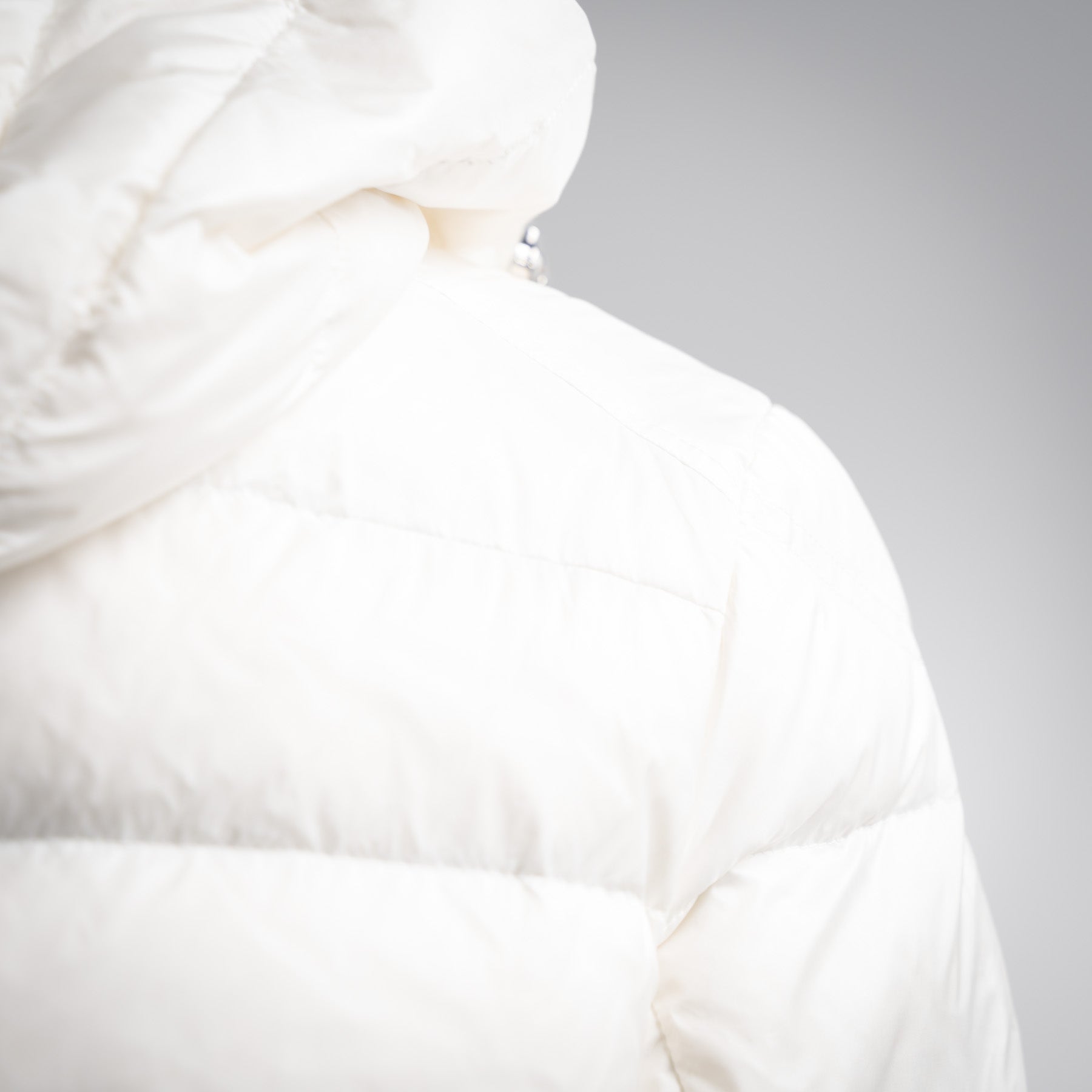 Mon 25fw down jacket