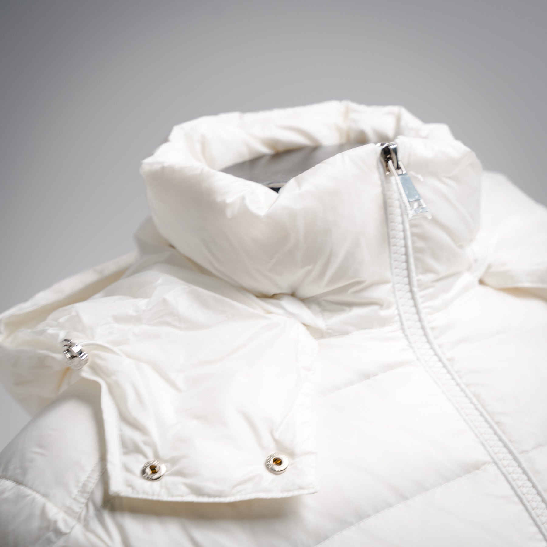 Mon 25fw down jacket