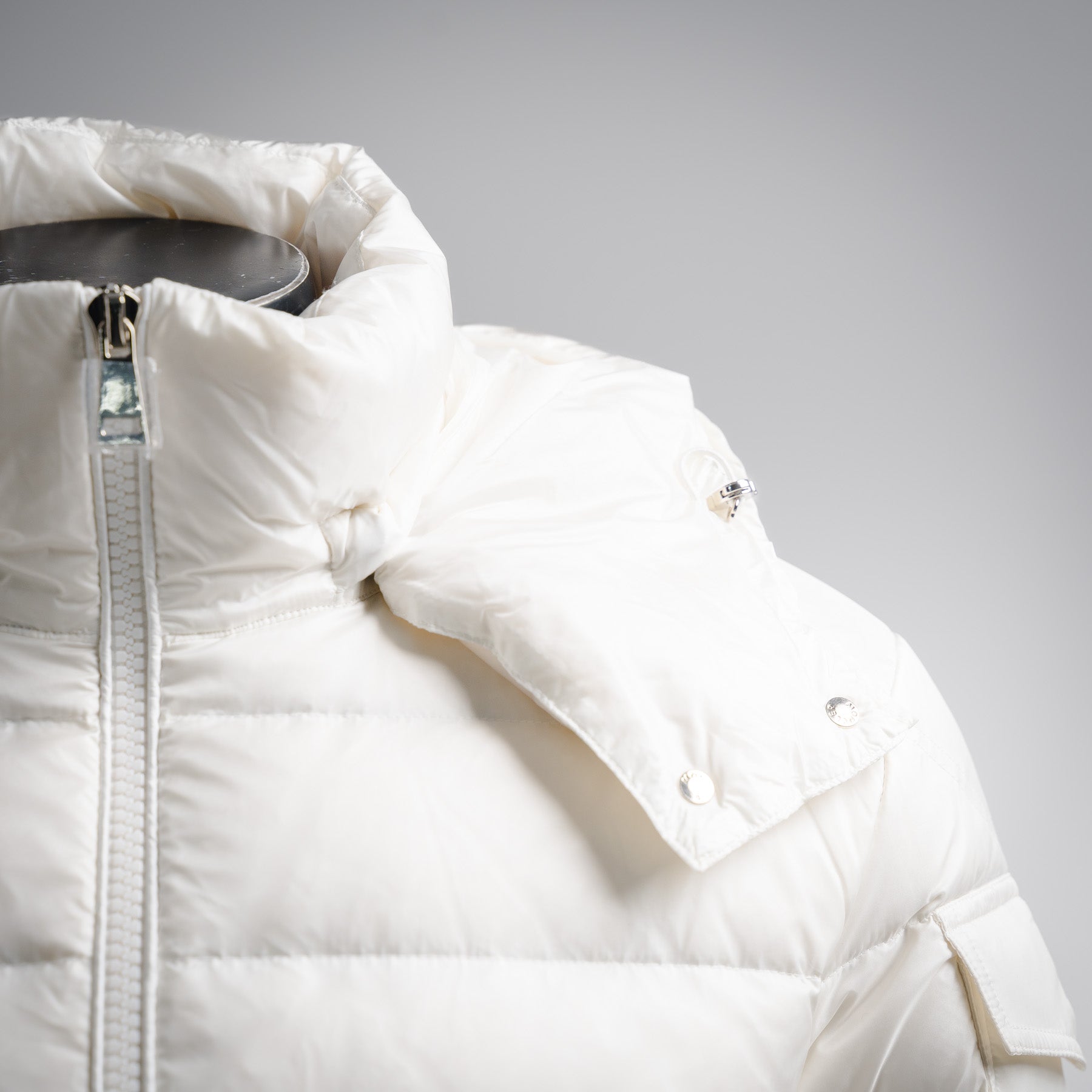 Mon 25fw down jacket