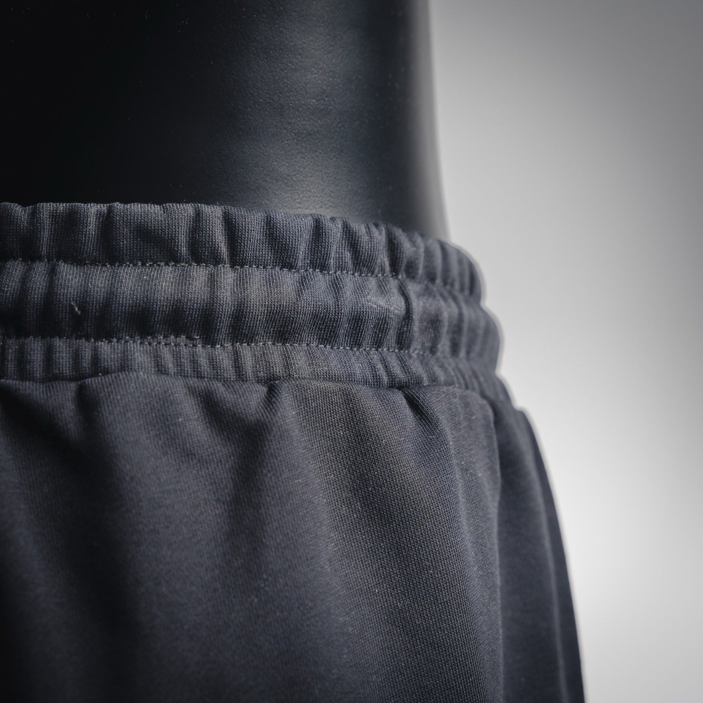 Louis 25fw leisure pants