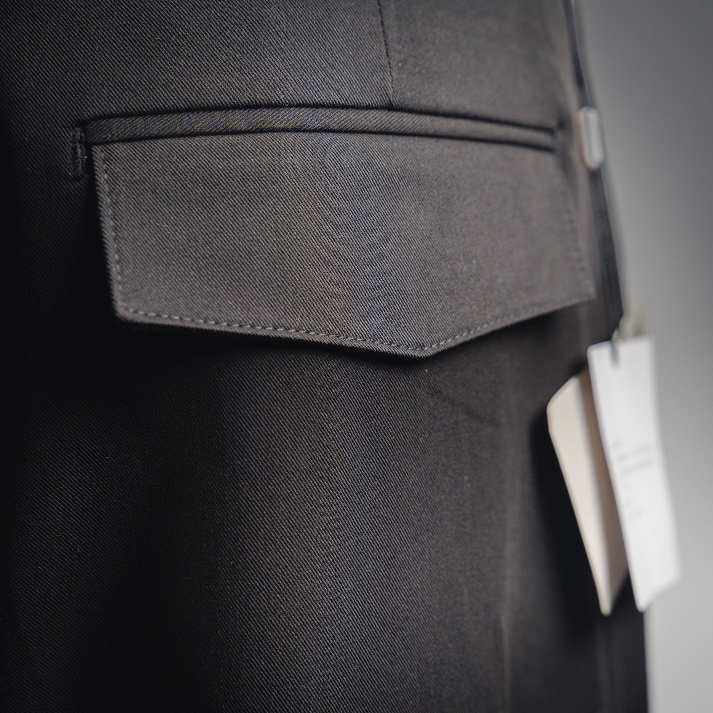 Loe 25fw leisure pants