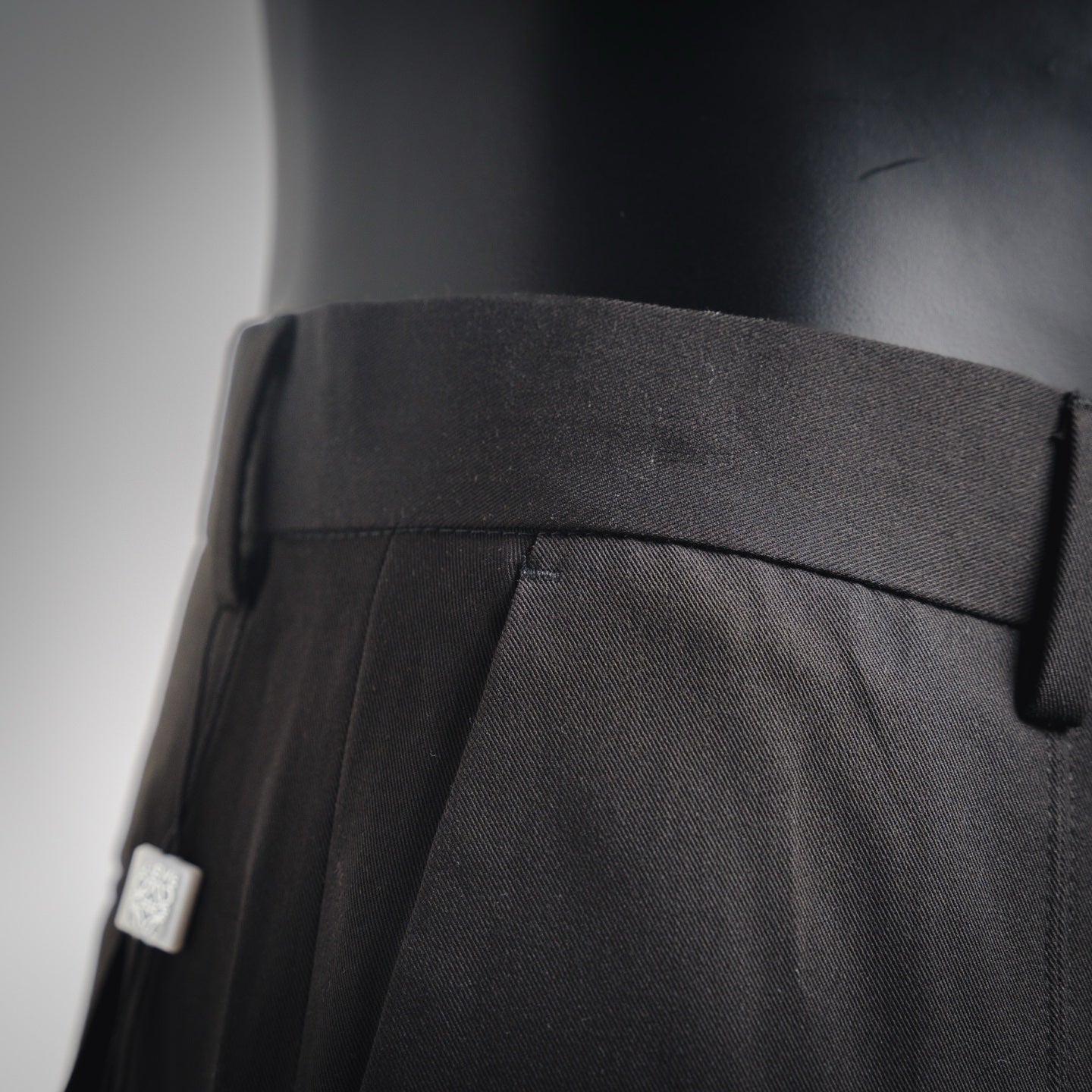 Loe 25fw leisure pants