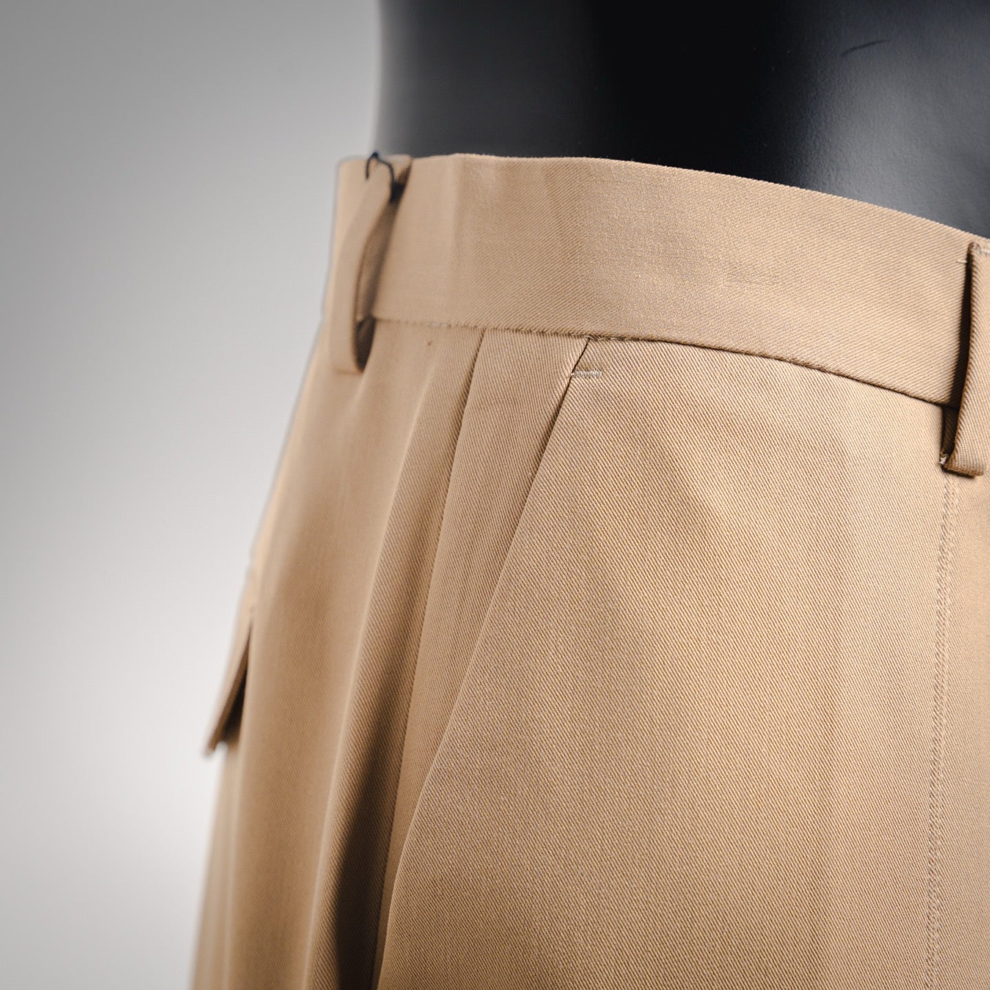 Loe 25fw leisure pants