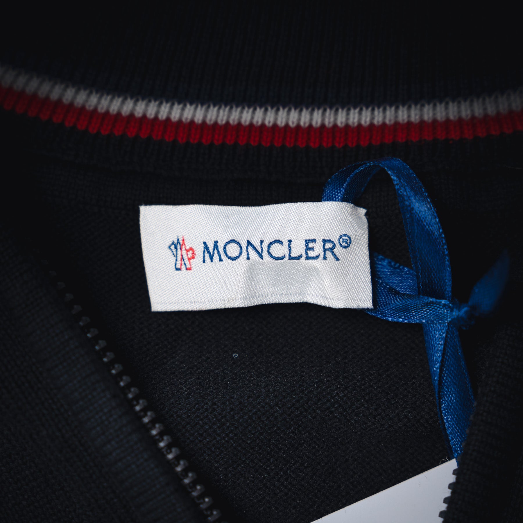 Mon 25fw knitted sweater