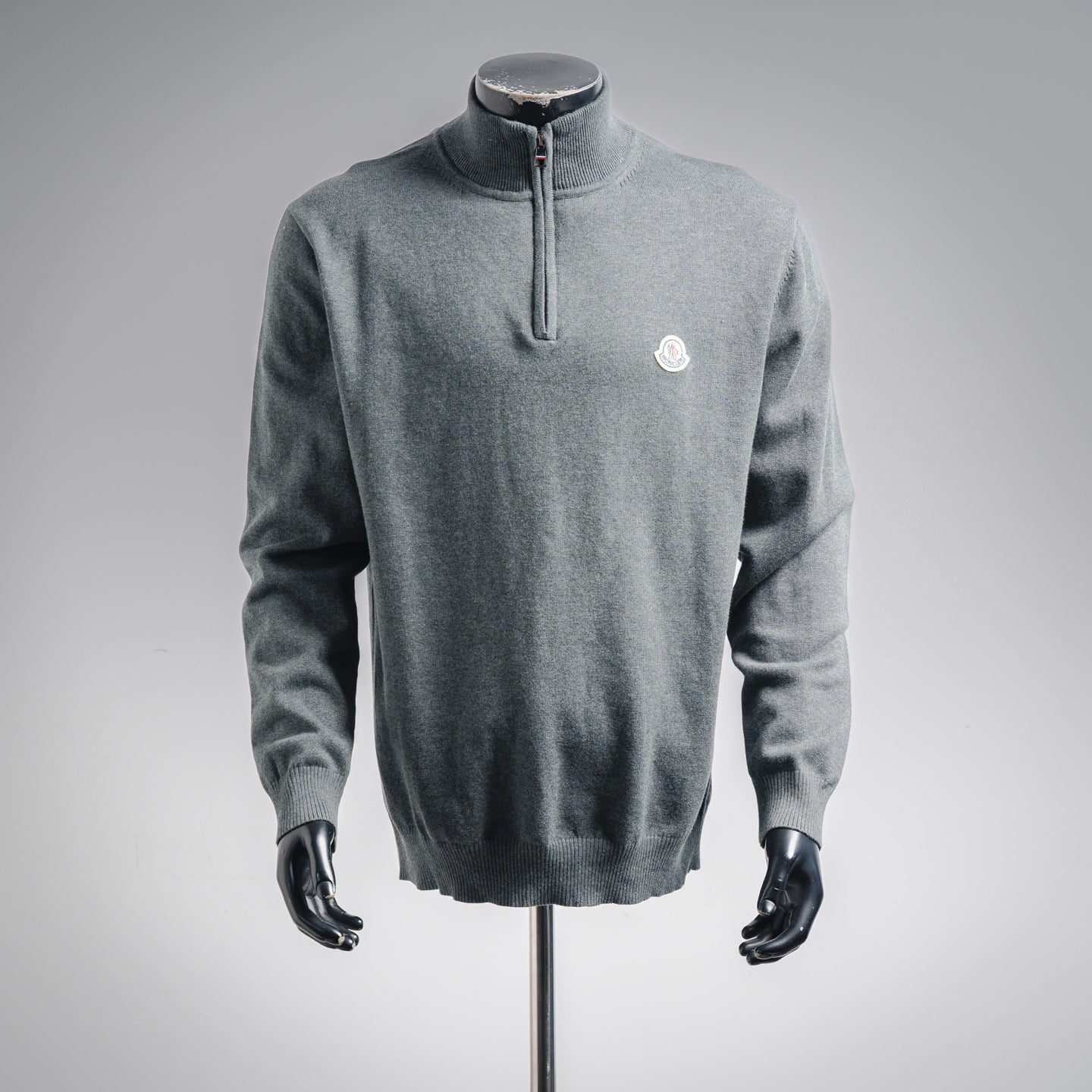 Mon 25fw knitted sweater