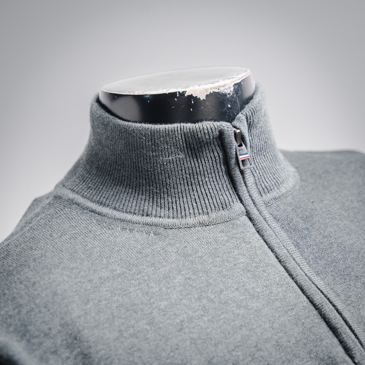 Mon 25fw knitted sweater