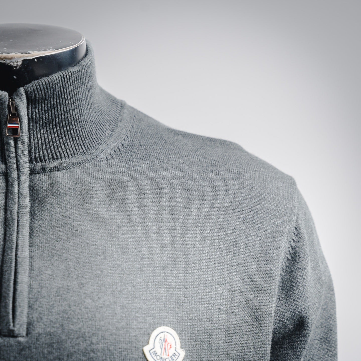 Mon 25fw knitted sweater