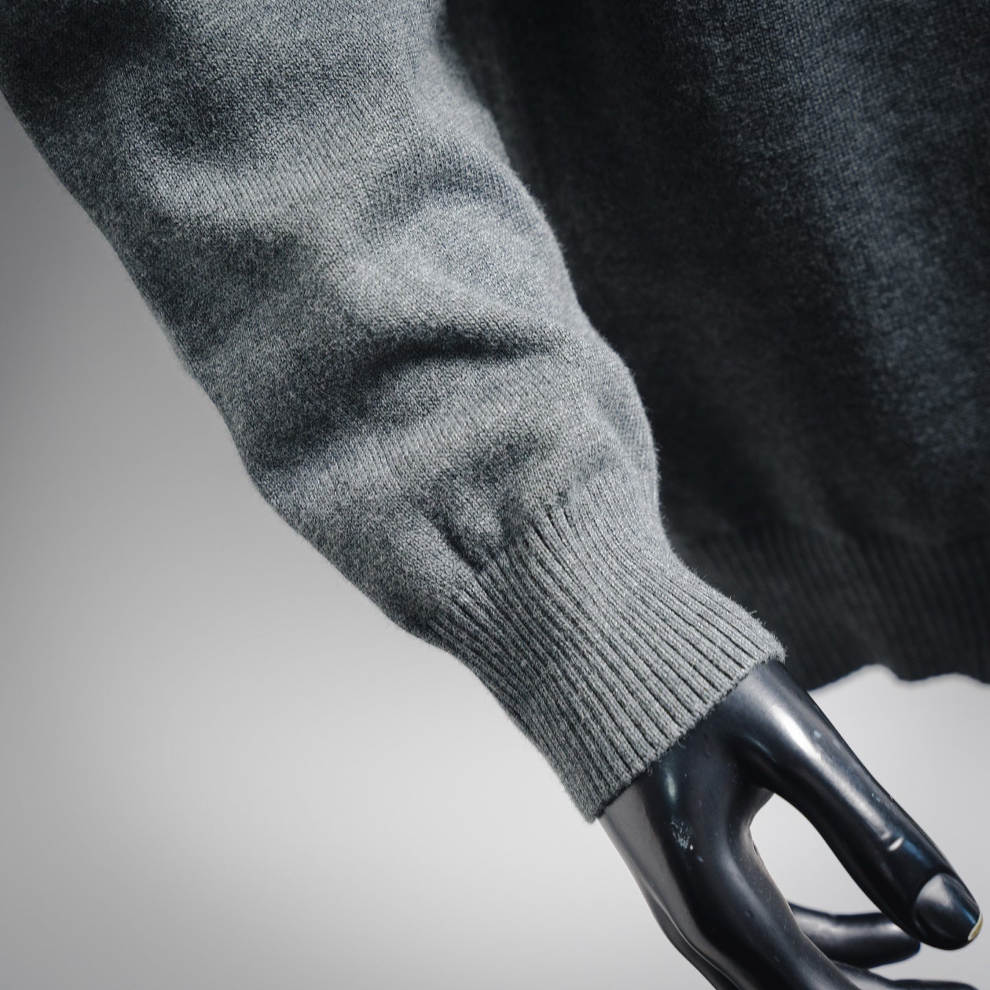 Mon 25fw knitted sweater