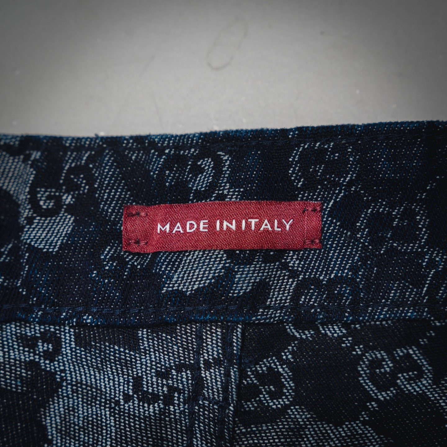 Guc 25fw jacquard jeans