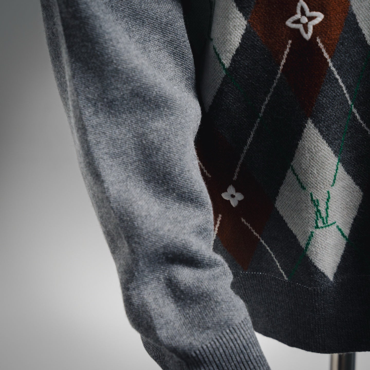 Louis 25fw jacquard sweater