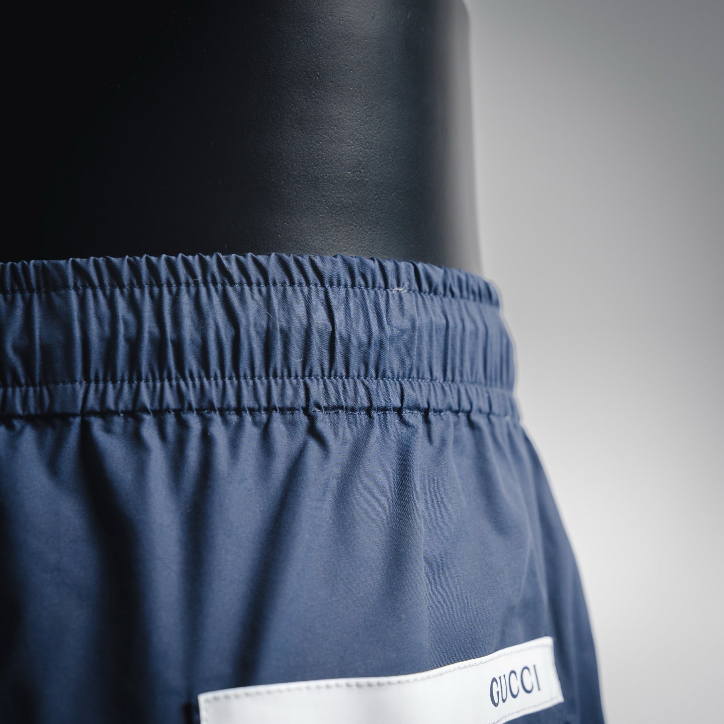 Guc 25fw leisure pants