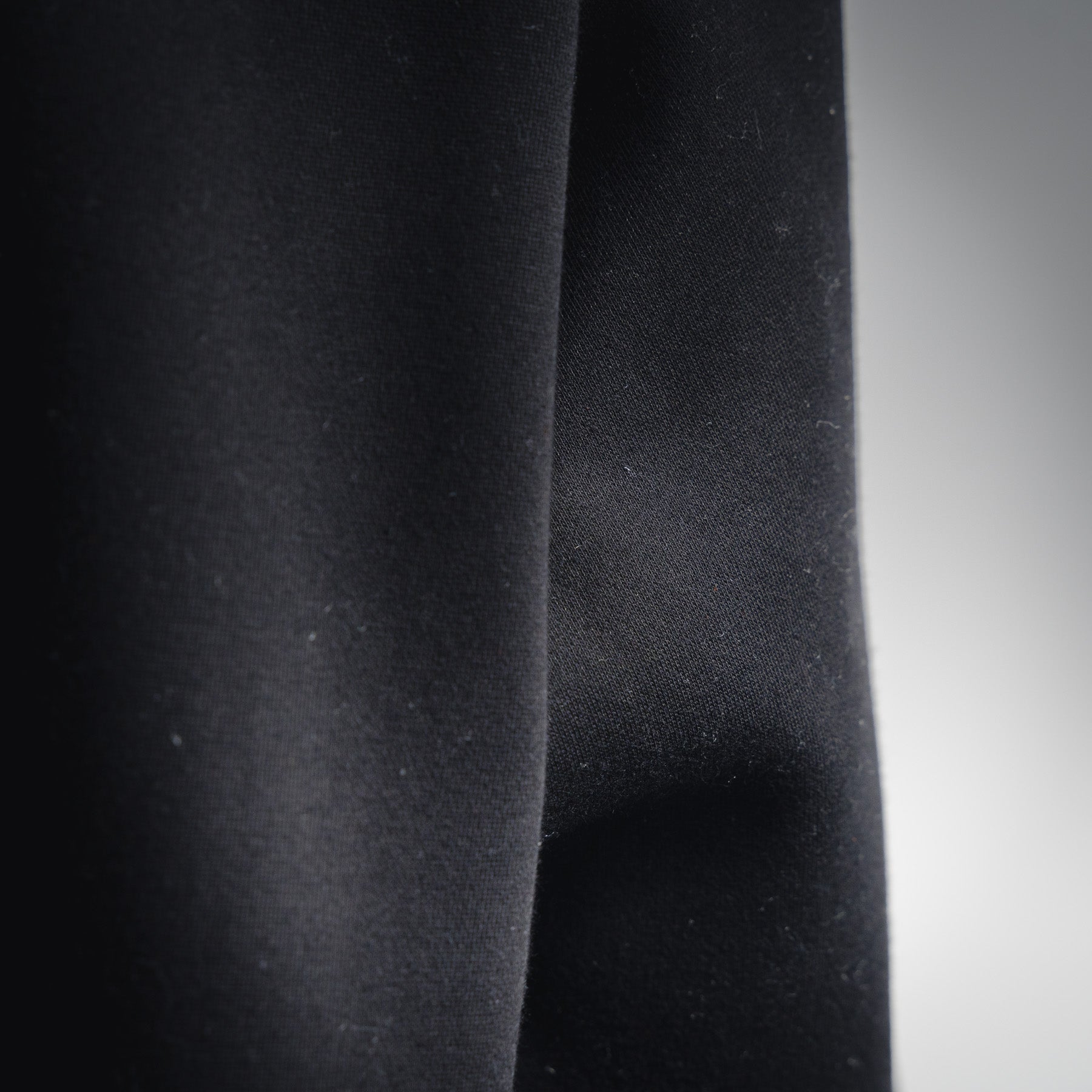 Nik 25fw embroidered shirt