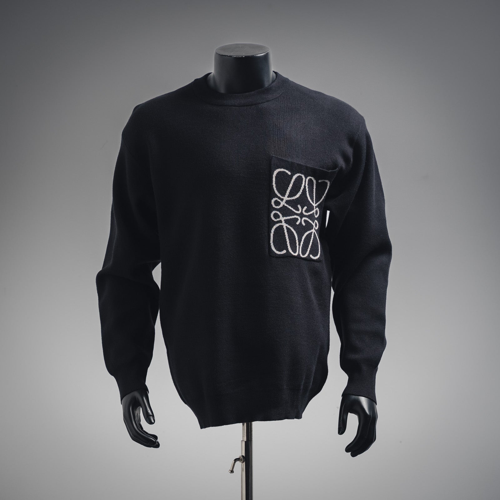 Loe 25fw knitted sweater