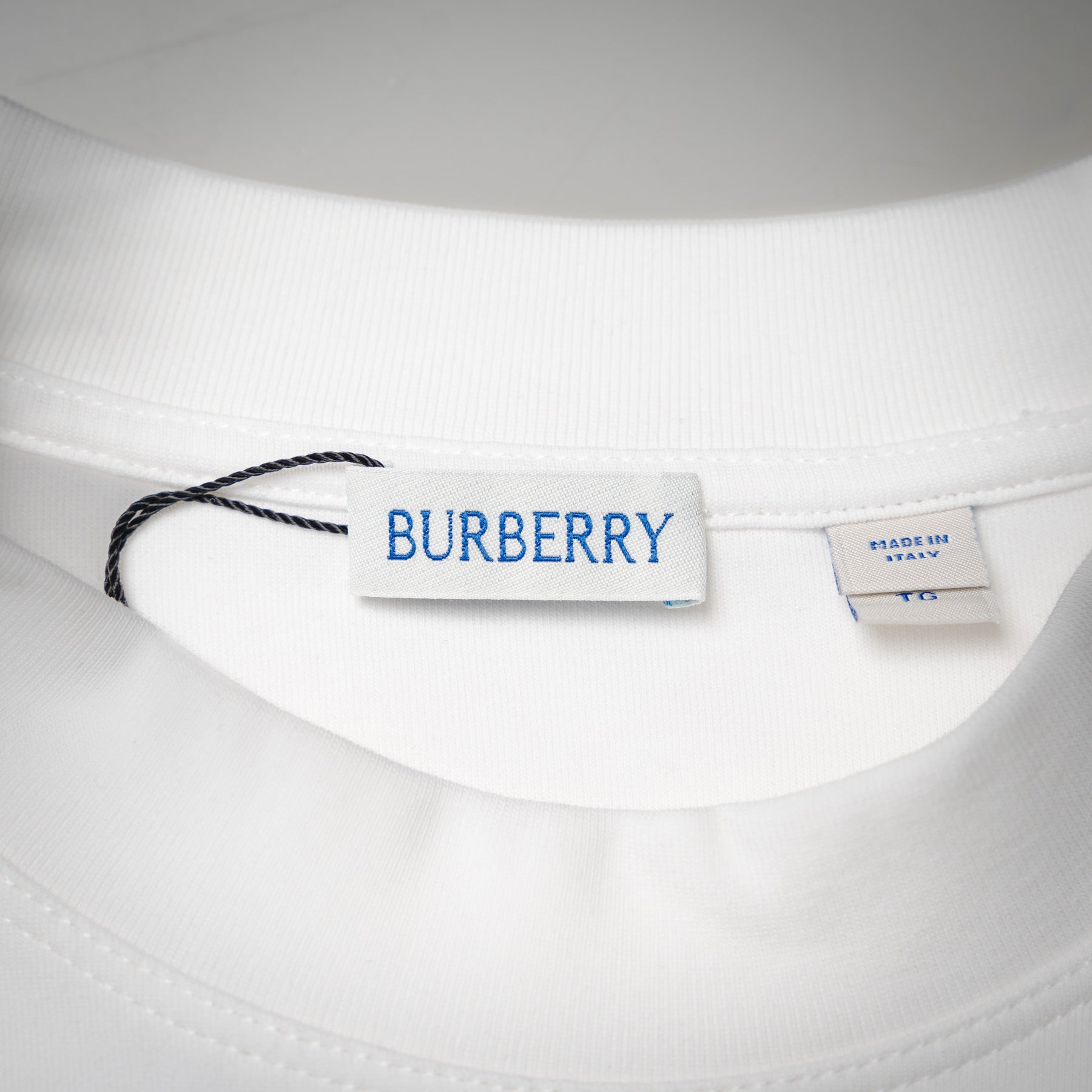 Burbery 25fw embroidered shirt