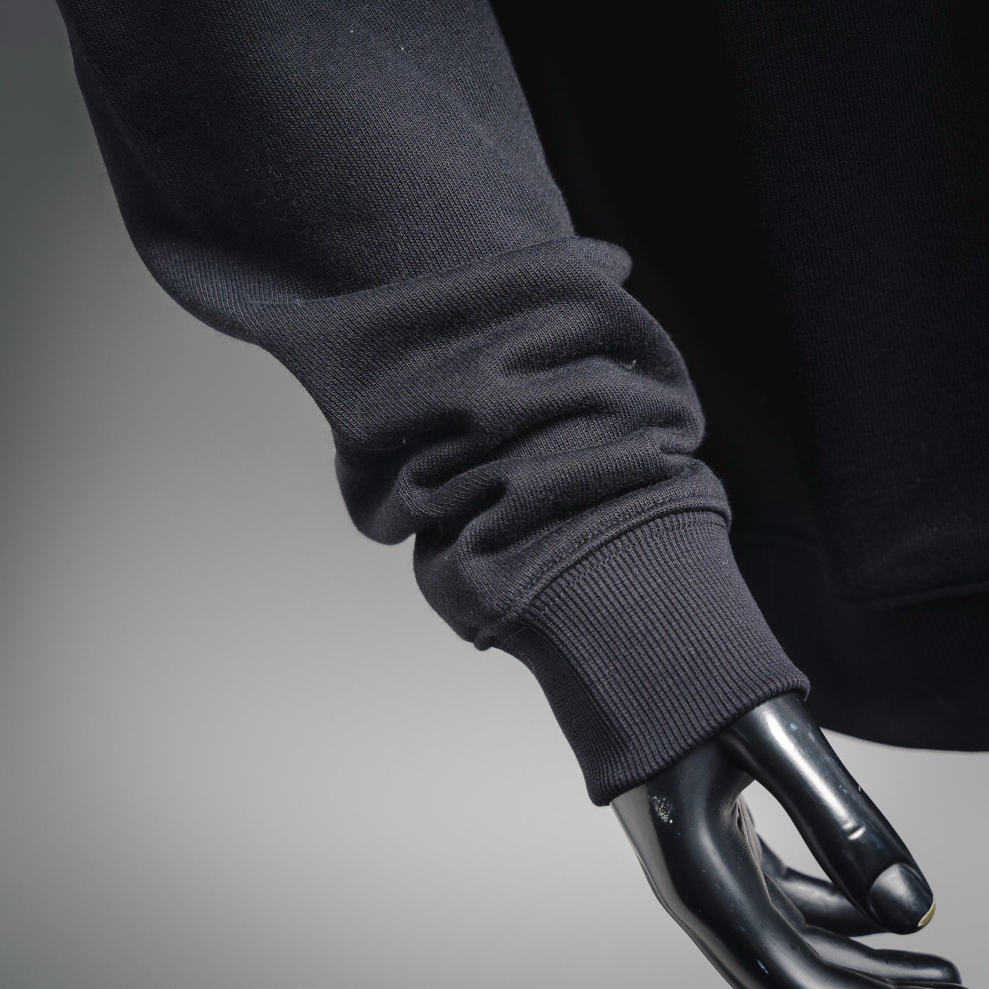 Loe 25fw jacquard sweatshirt