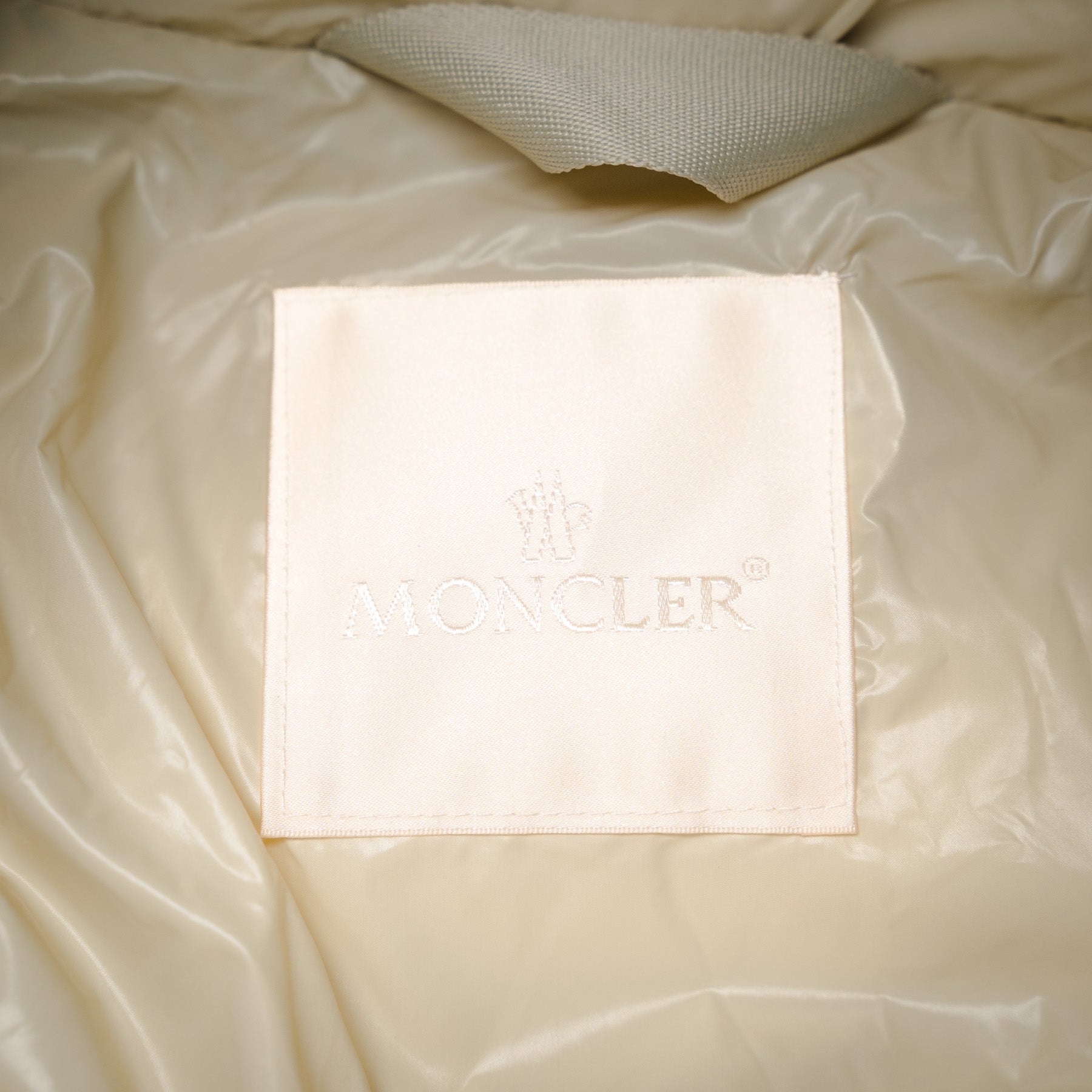 Mon 25fw down jacket