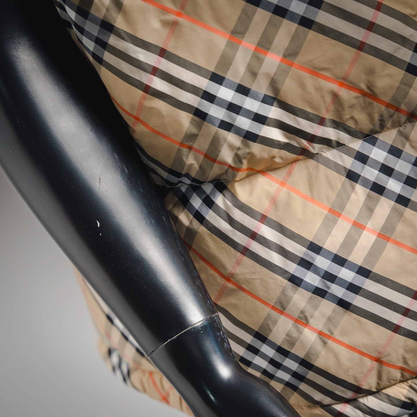 Burbery 25fw all-match vest