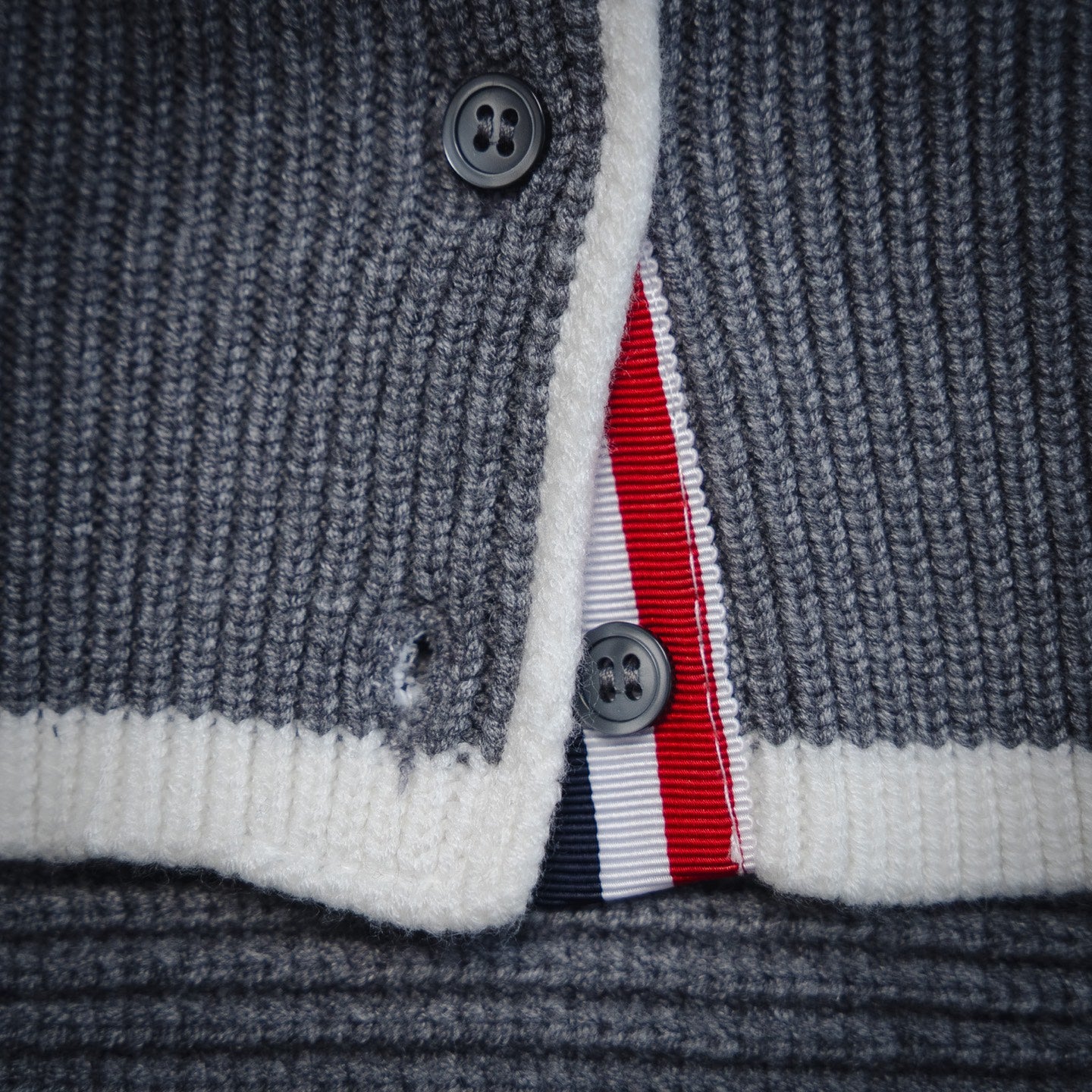 Thom 25fw all-match sweater