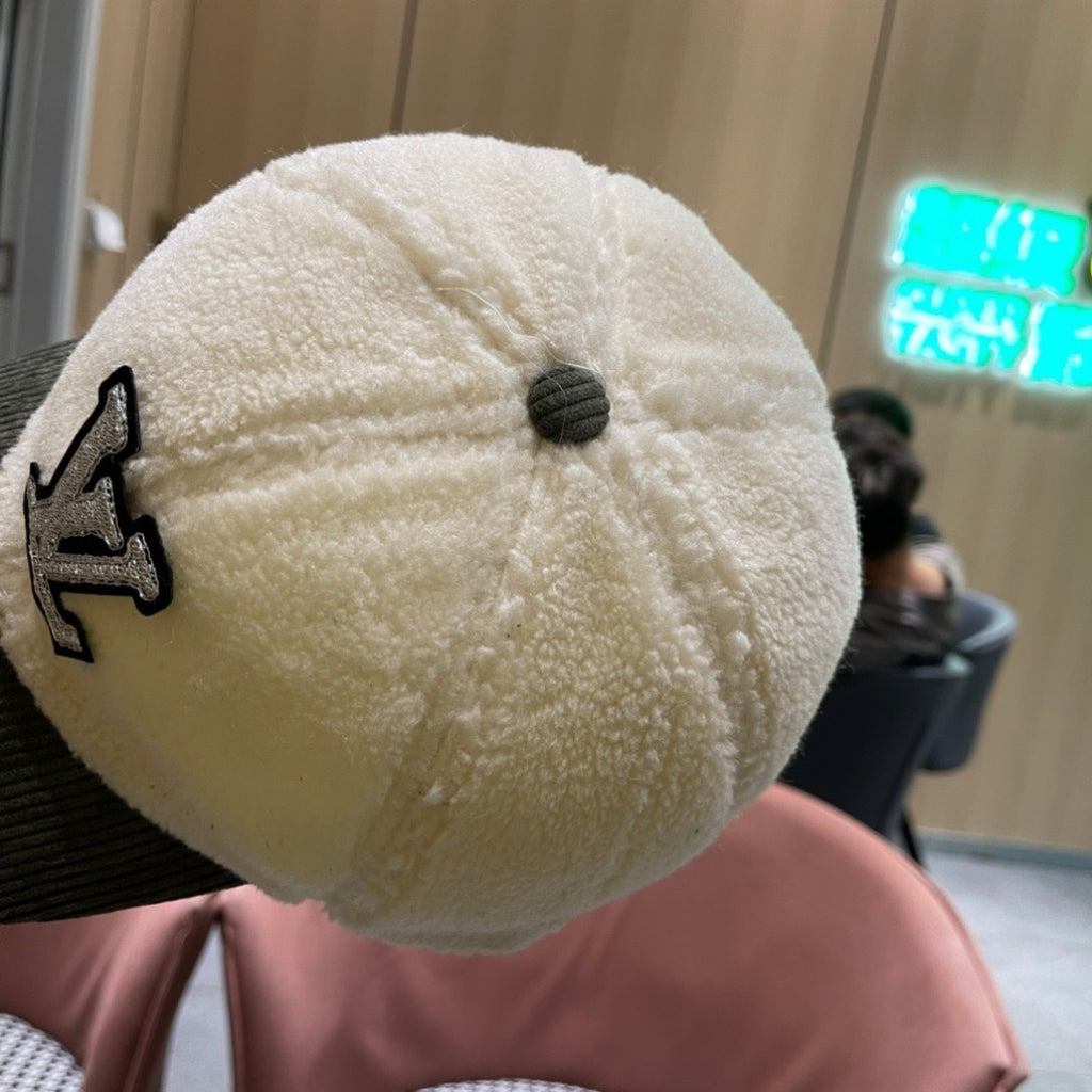 Louis 25fw leisure hat