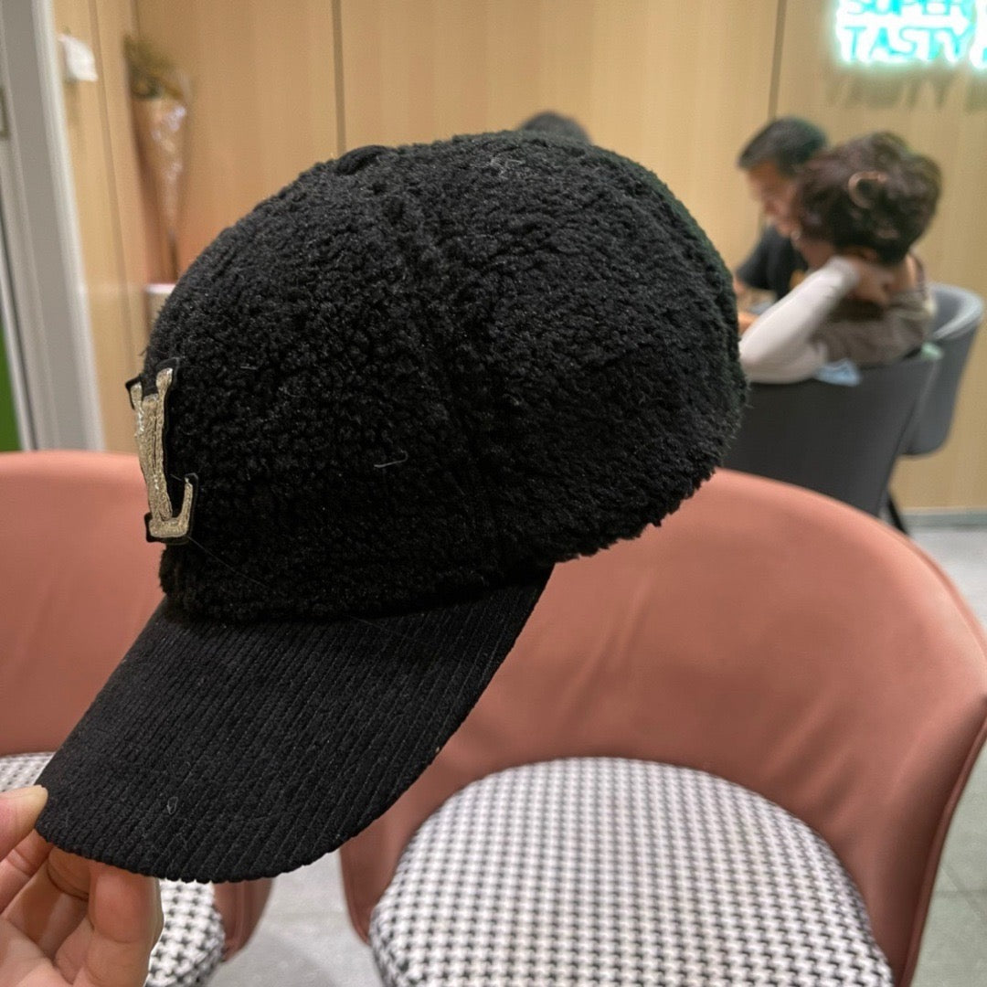 Louis 25fw leisure hat
