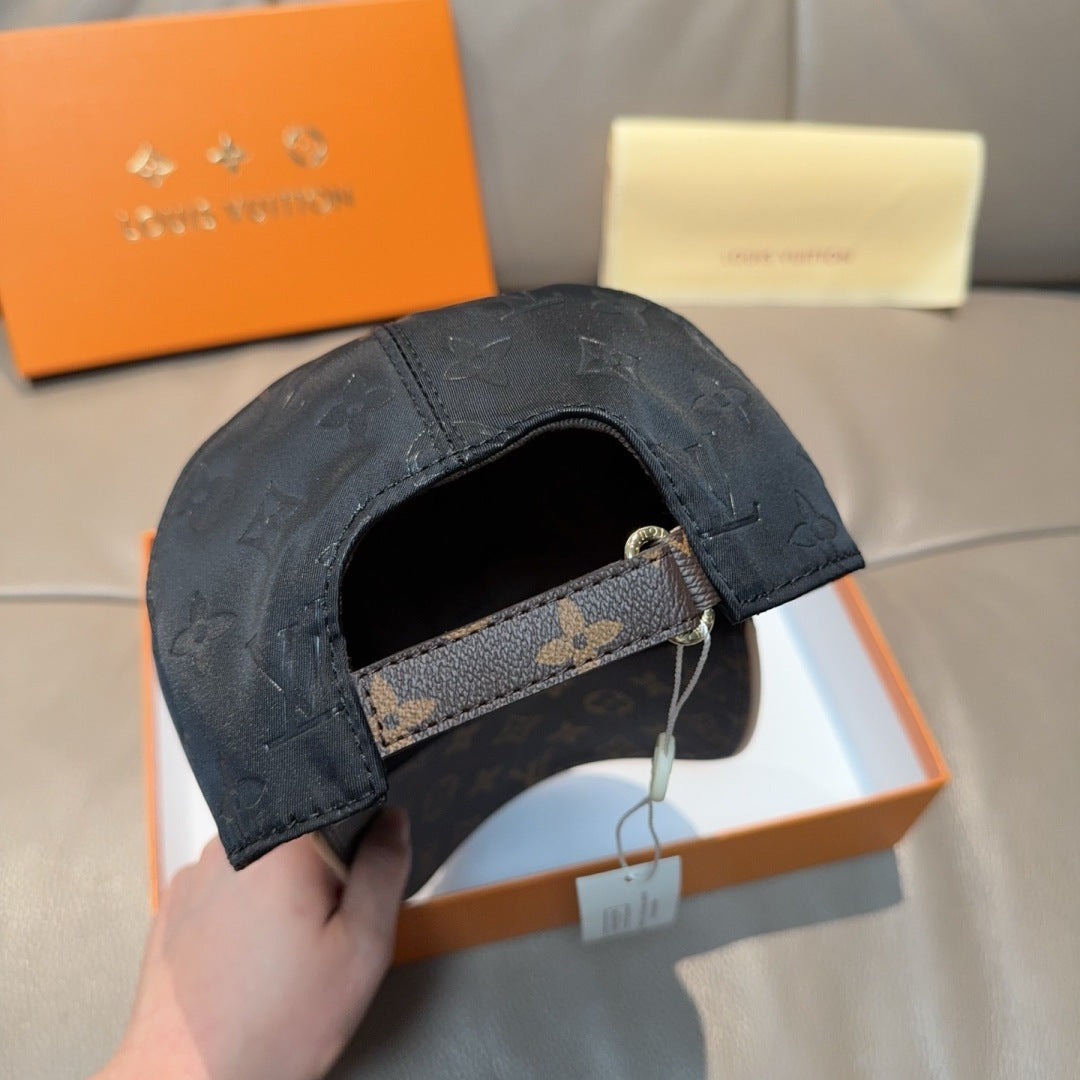 Louis 25fw leisure hat