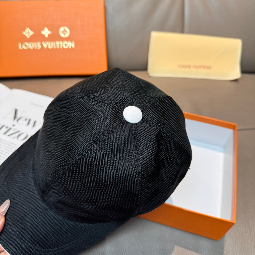 Louis 25fw leisure hat