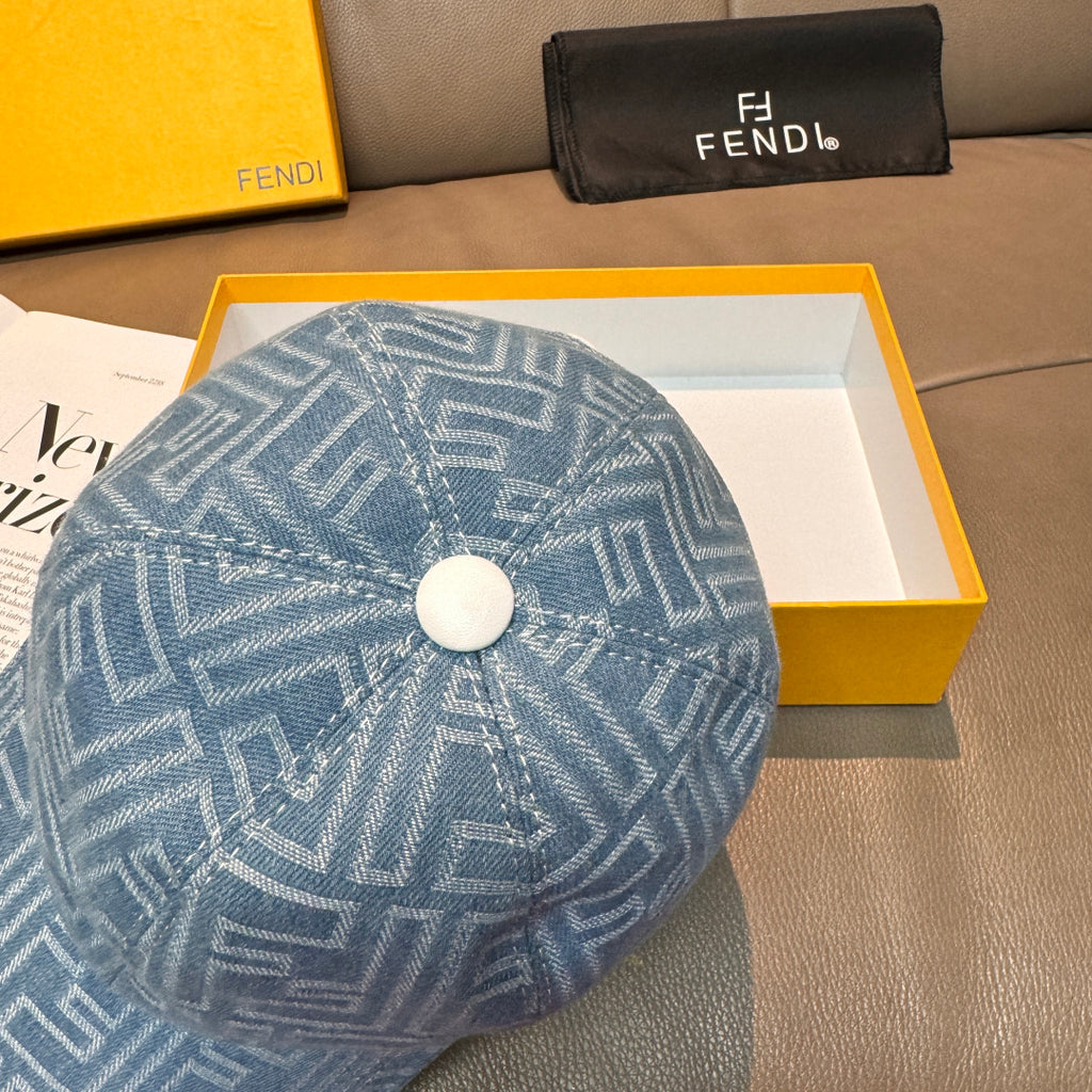 Fend 25fw jacquard hat