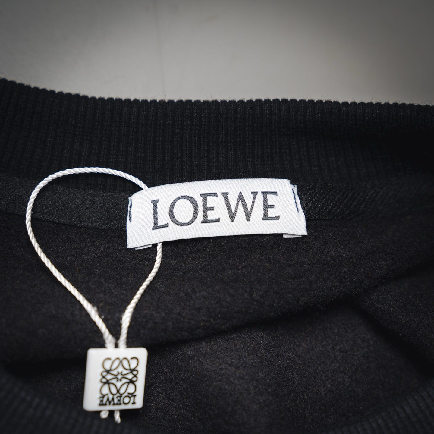 Loe 25fw printed sweatshirt