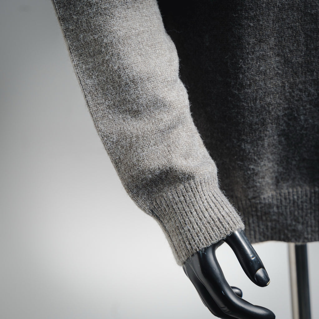 Cel 25fw knitted sweater