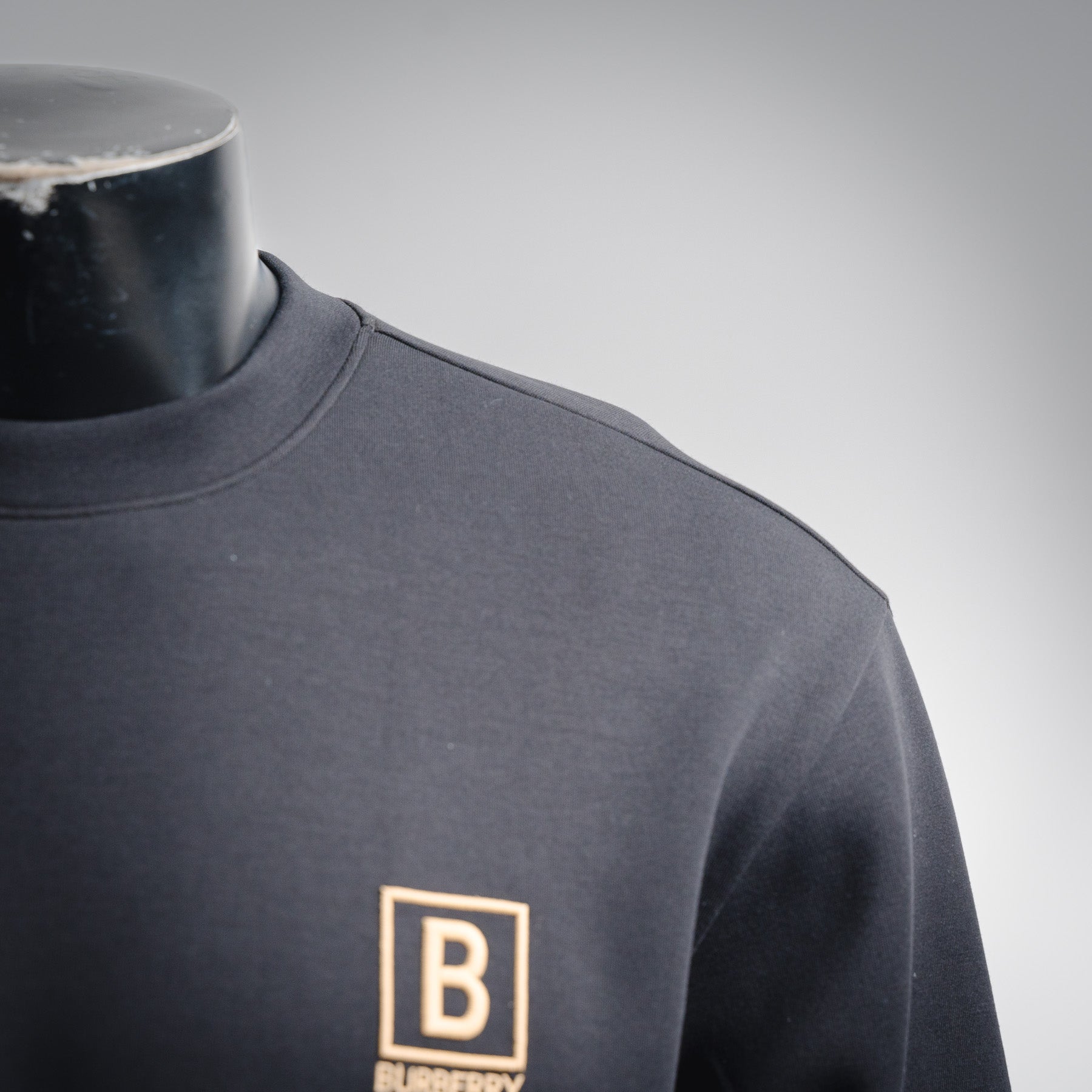 Burbery 25fw embroidered sweatshirt