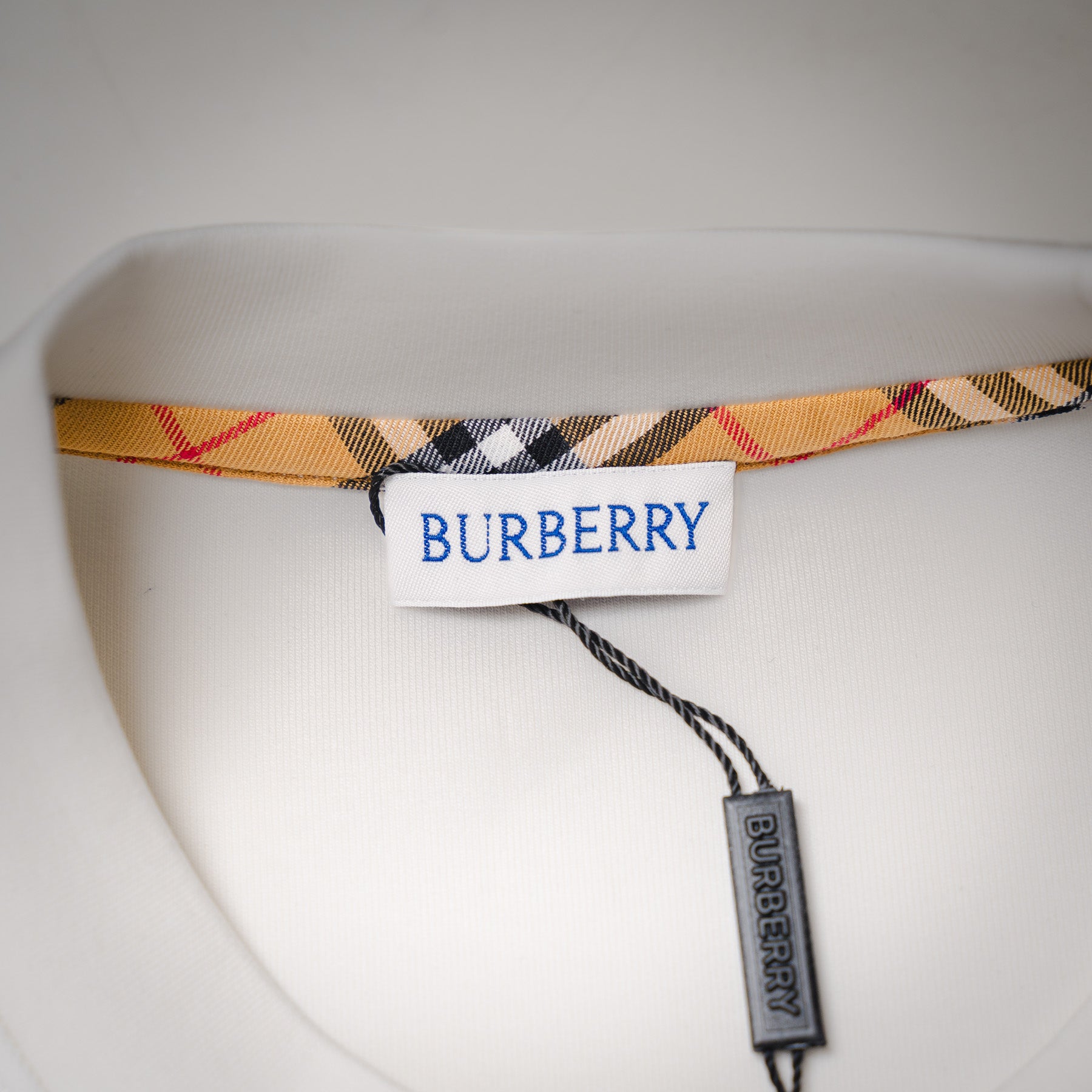 Burbery 25fw embroidered sweatshirt