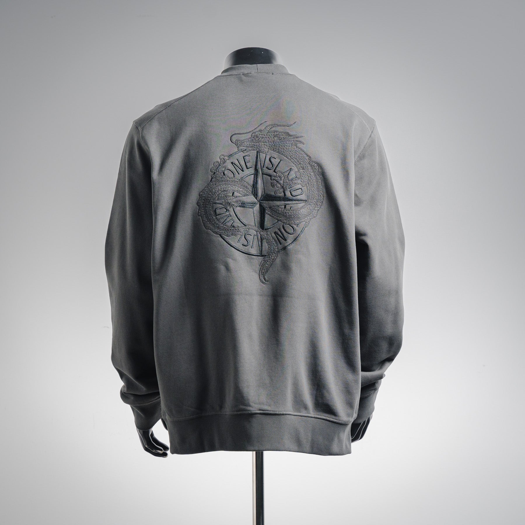 Stone 25fw embroidered sweatshirt
