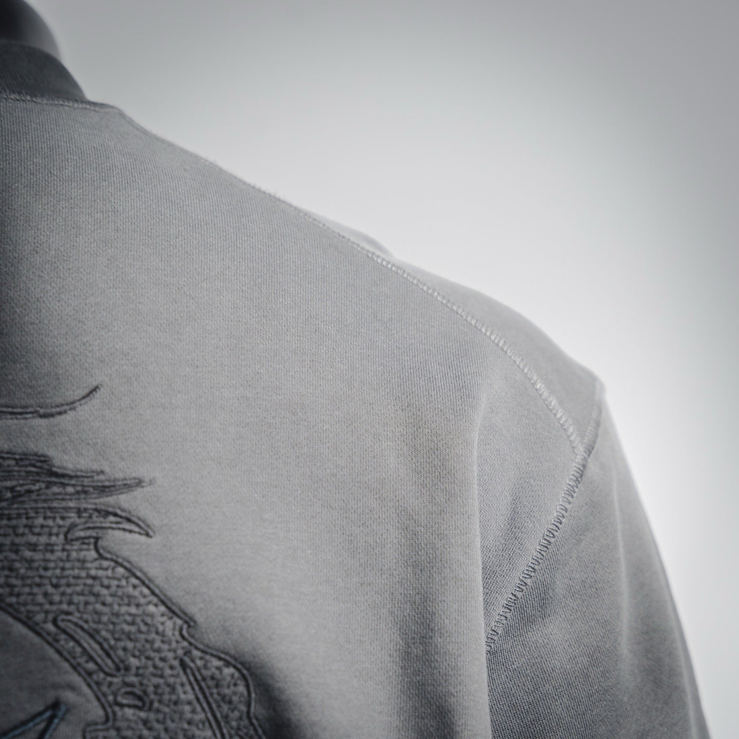 Stone 25fw embroidered sweatshirt