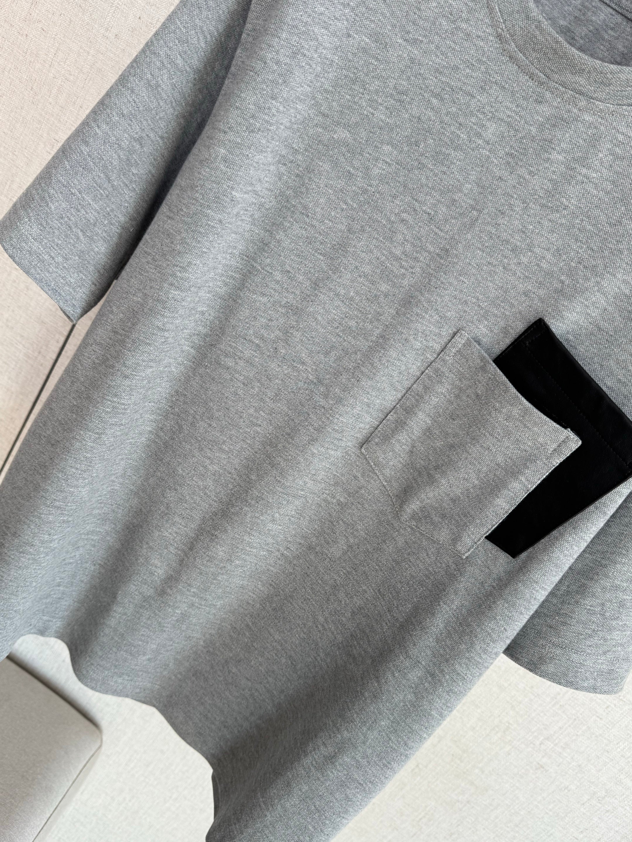 Herm 25fw all-match t-shirt