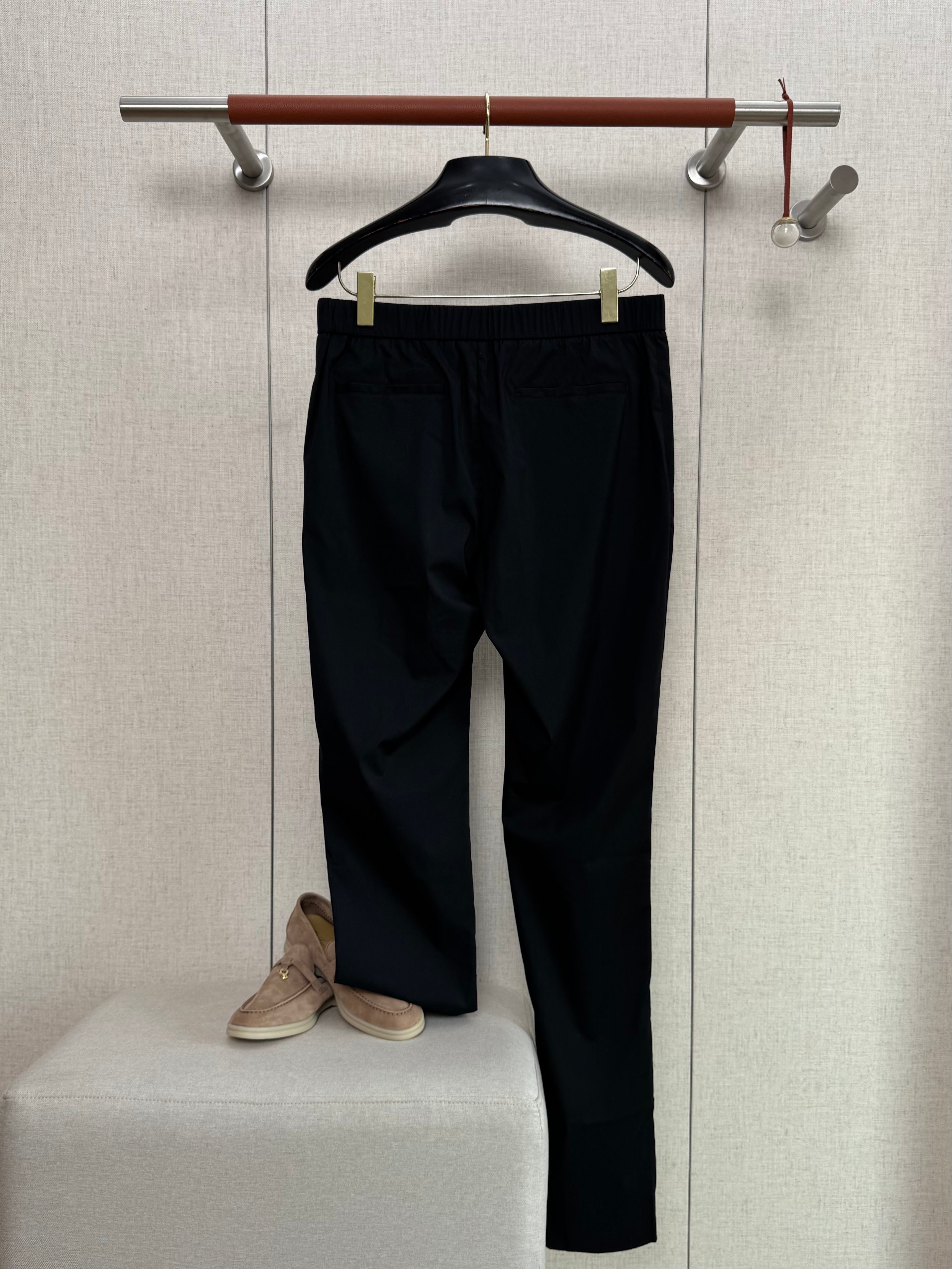 Loro 25fw all-match pants