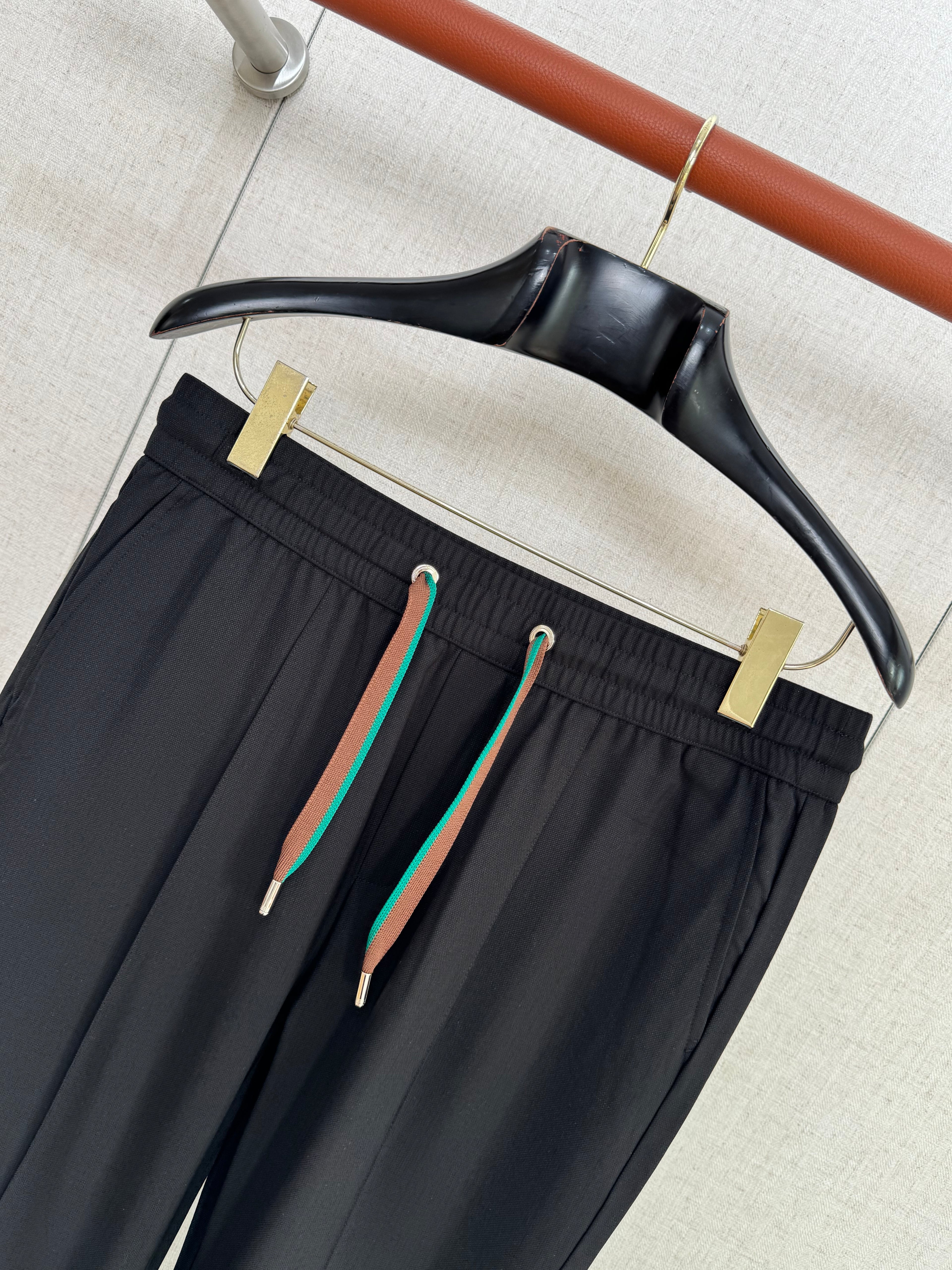 Loro 25fw leisure pants