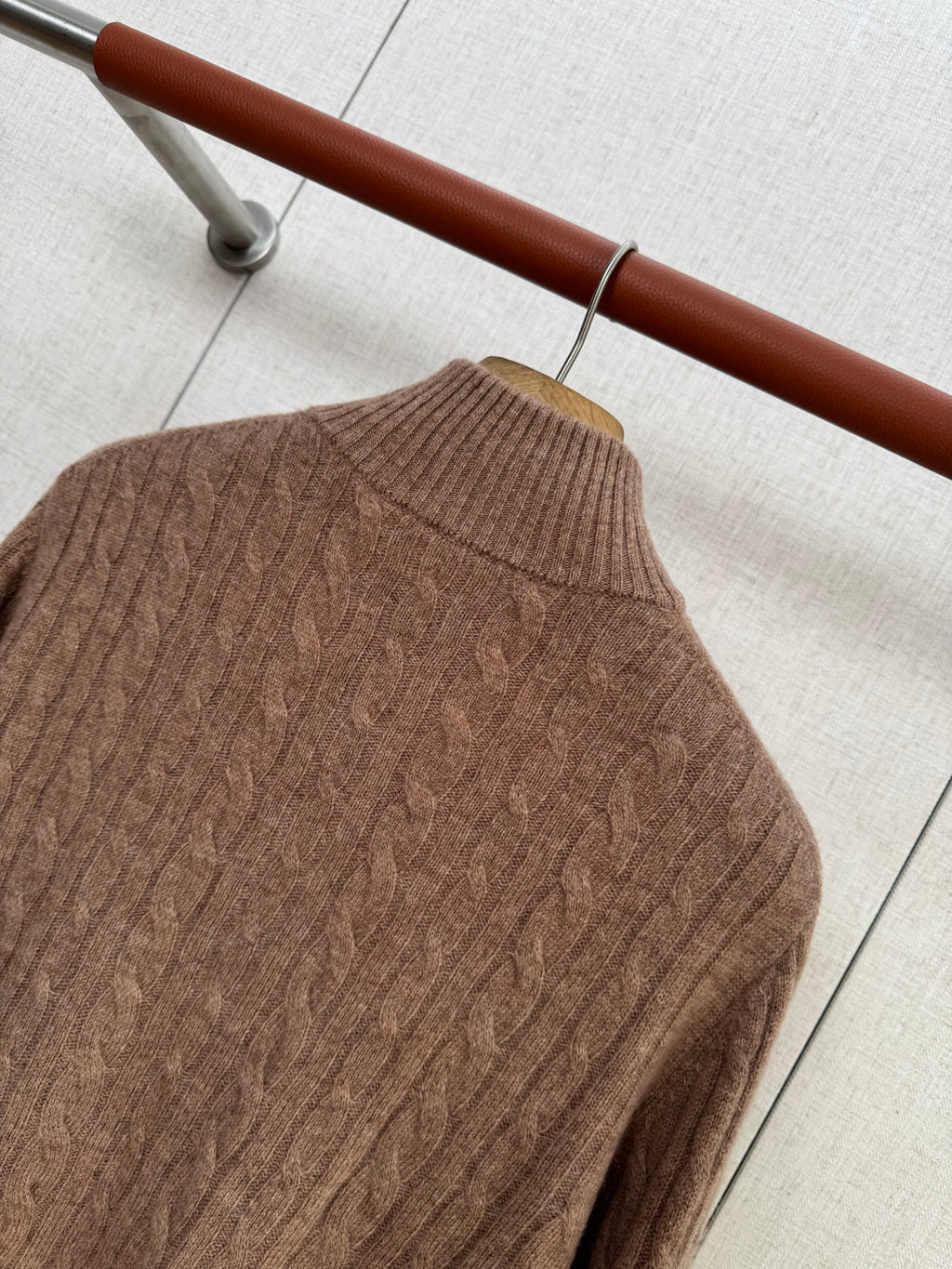 Loro 25fw knitted sweater