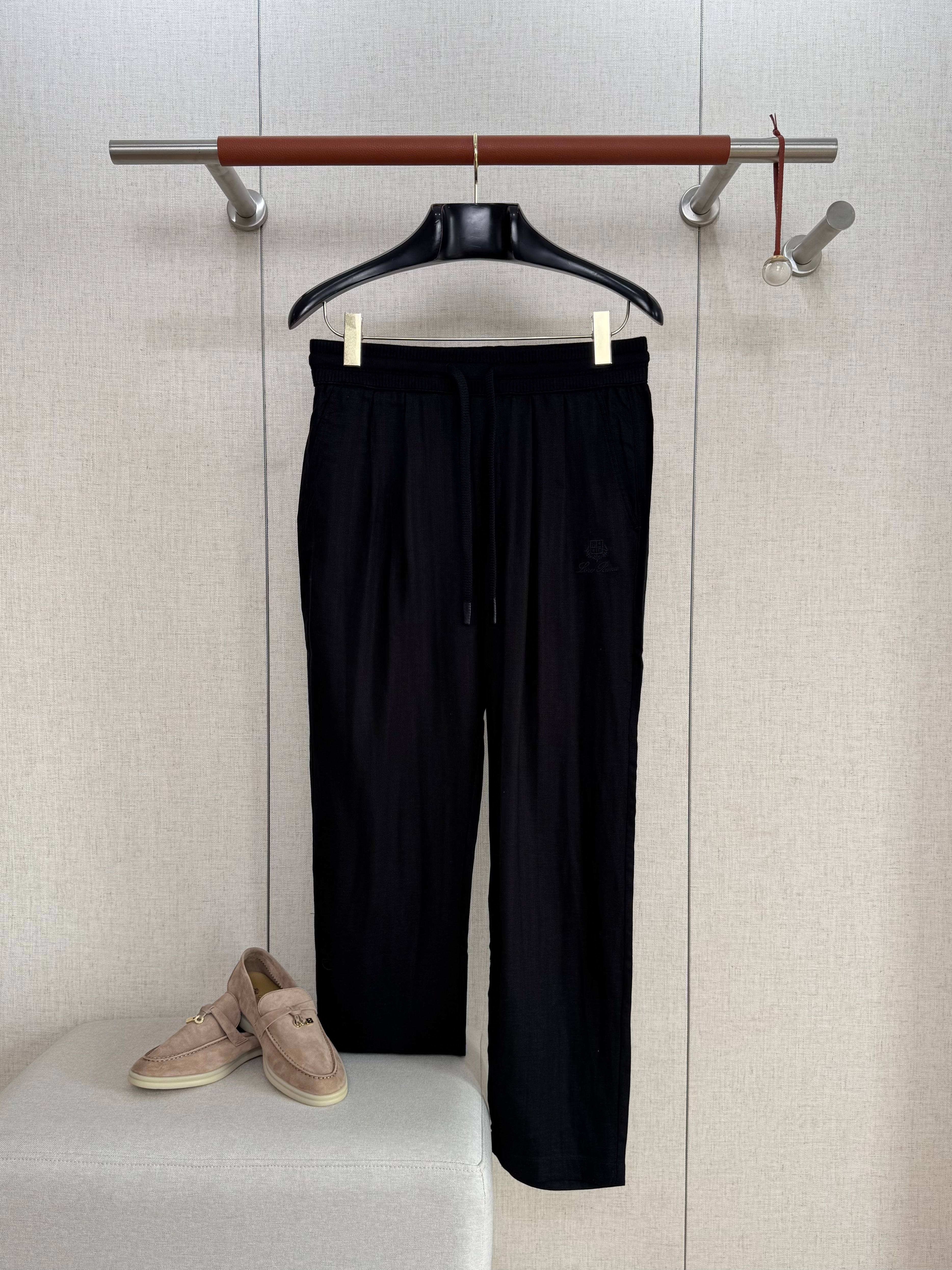 Loro 25fw embroidered pants