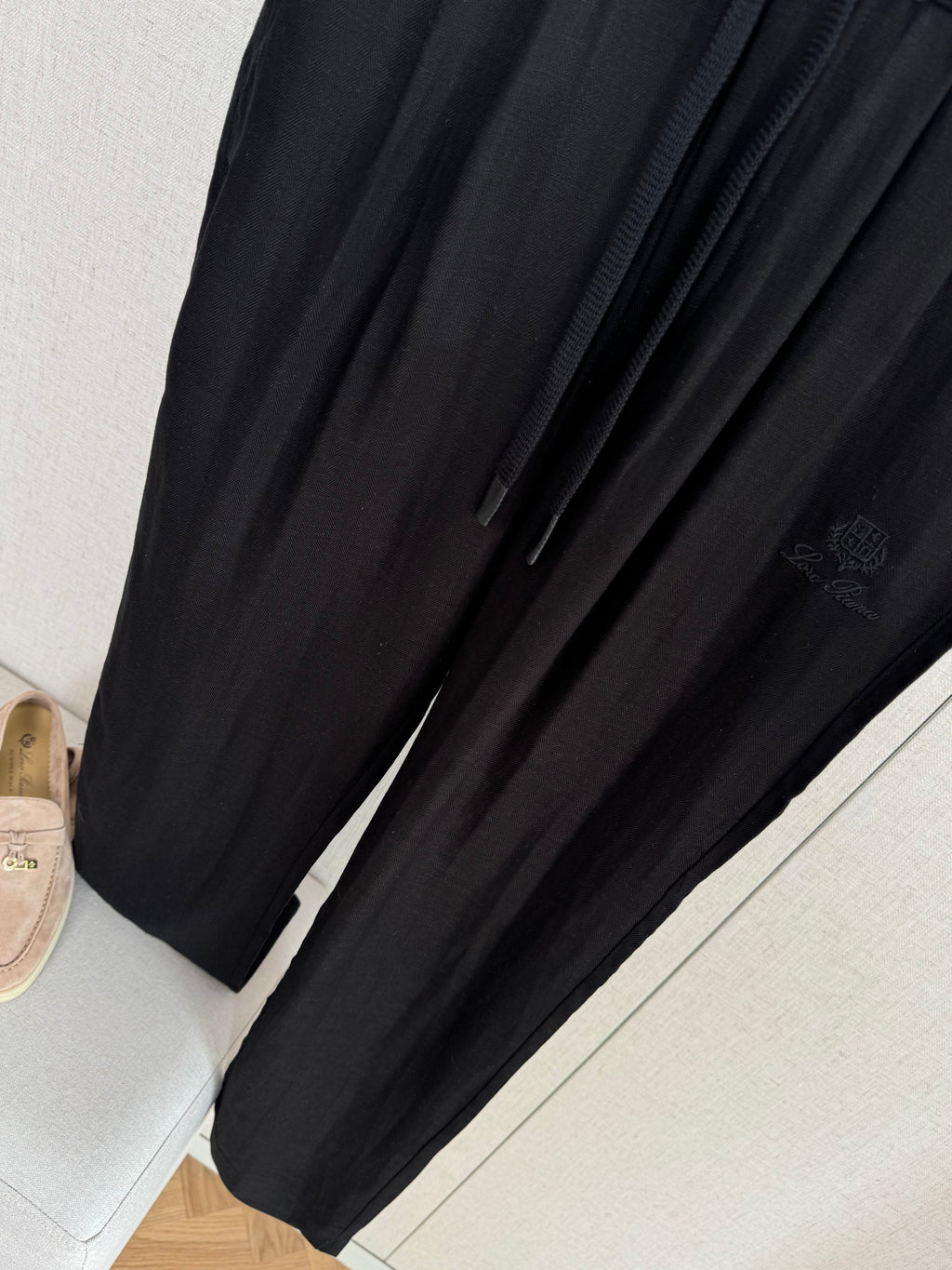 Loro 25fw embroidered pants